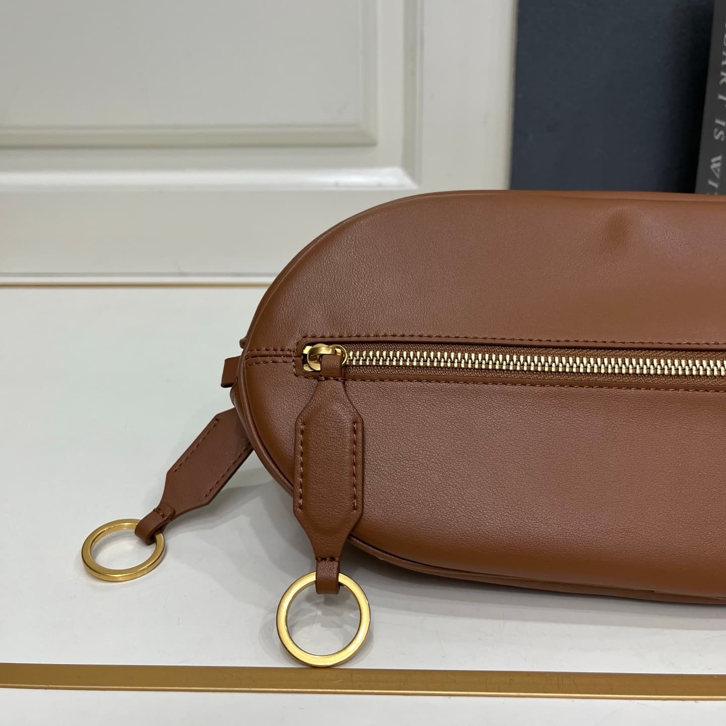 C3242 Balenciaga 2026 Bolero design, shell bag, top-grade cowhide — image 7