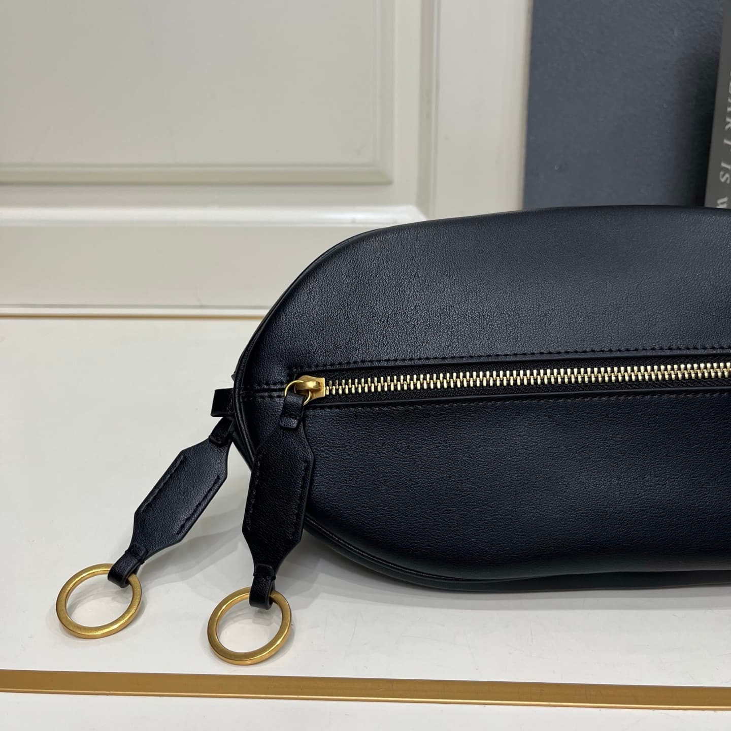 C3241 Balenciaga 2026 Bolero collection – Shell bag, top-grade cowhide material — image 7
