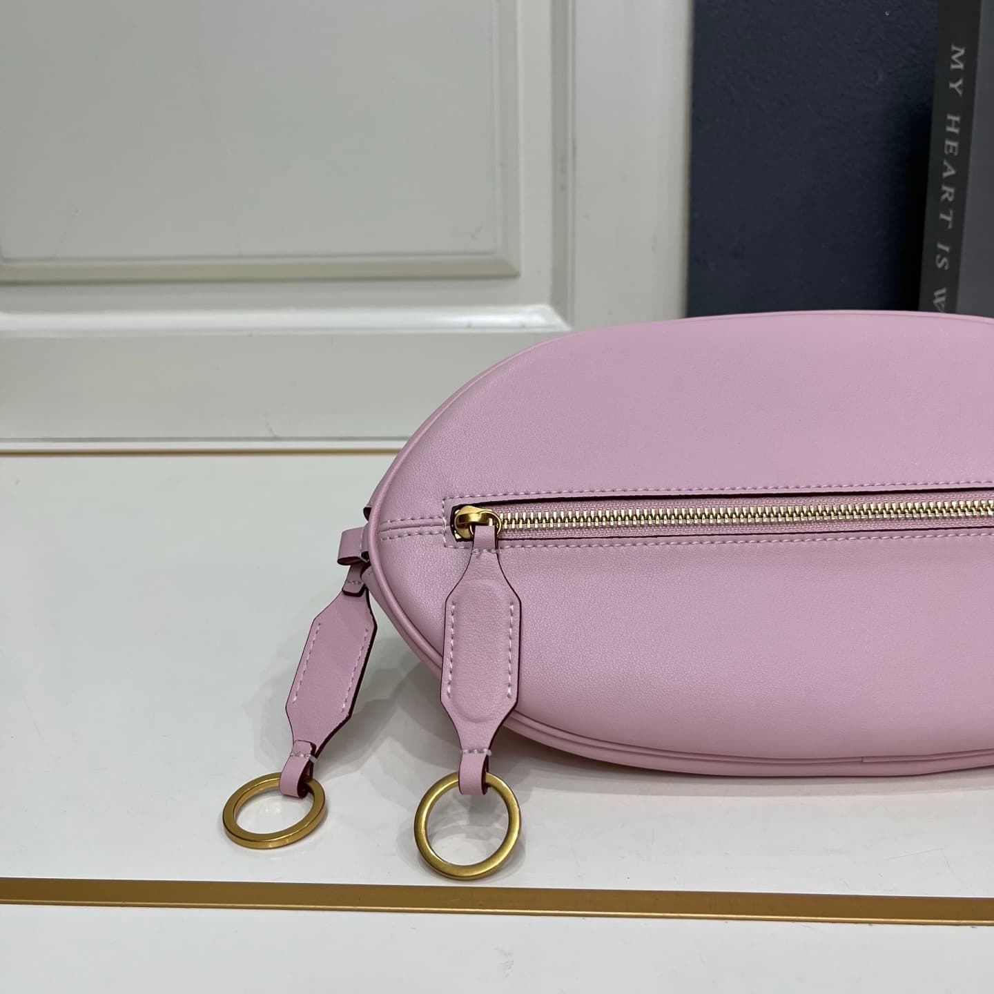 C3240 Balenciaga 2026 Bolero collection – Shell bag, top-grain cowhide — image 7
