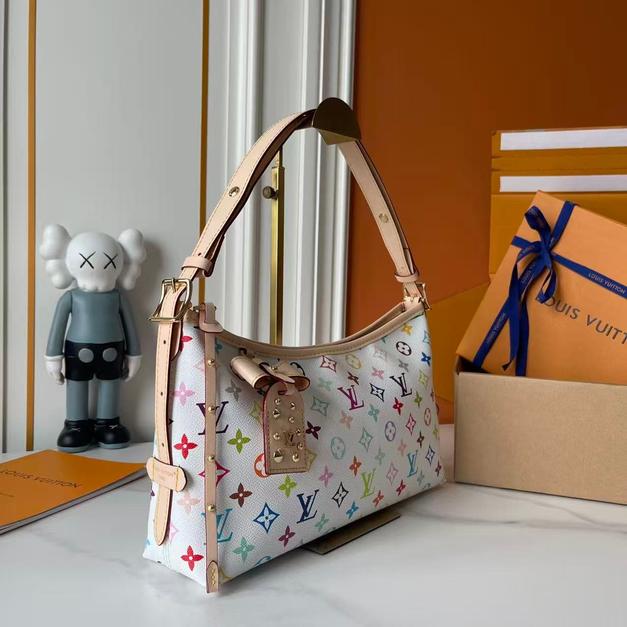 C5237 Upgrade Version 【Real photos, quality from Guangzhou factory, good quality compared to three other products】 M27578 M46203 M13014 24861 This LV x TM Carryall East West handbag is part of the reissue series by Louis Vuitton x Takashi Murakami. The Mo — image 2