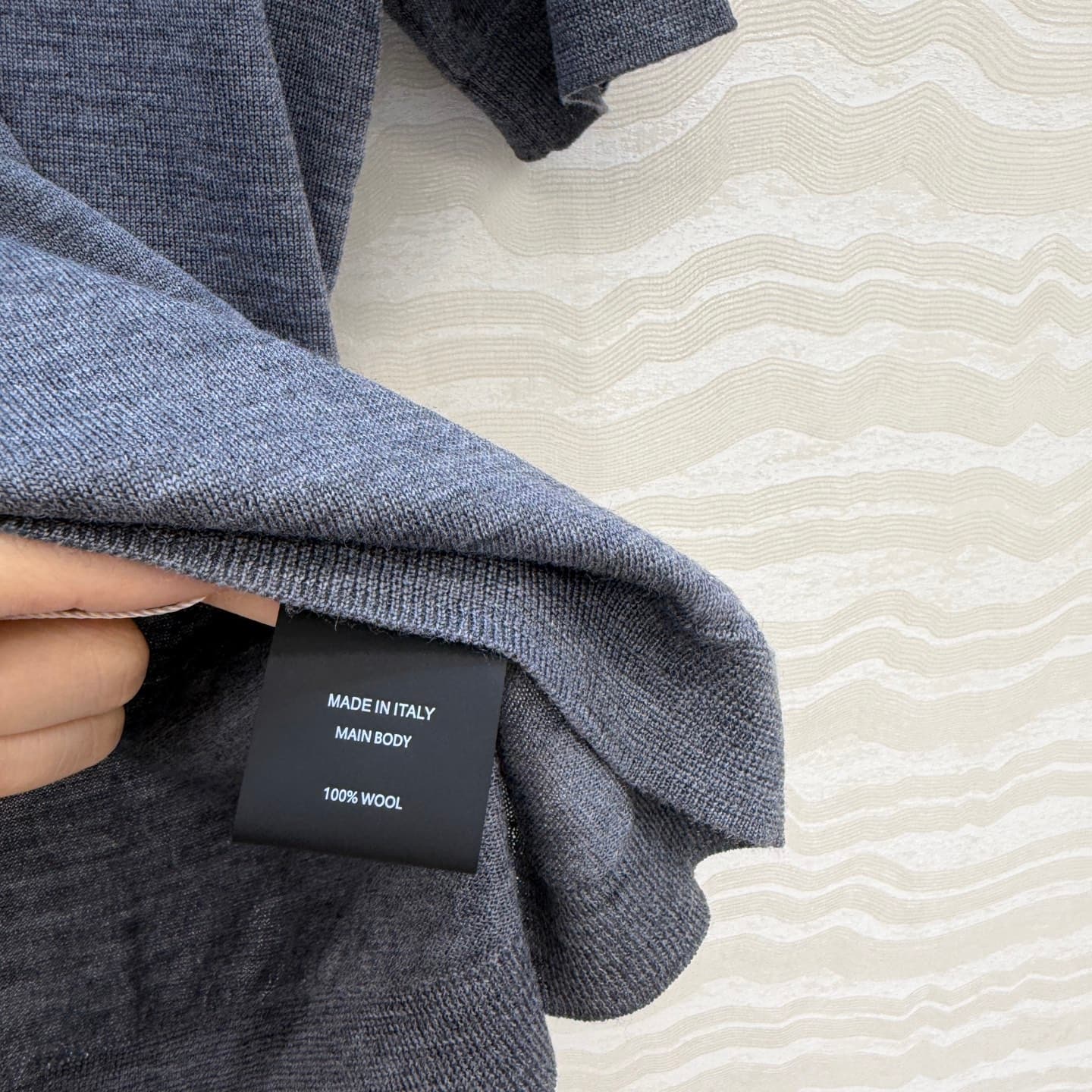 C18528 High-quality original fabric❤️ LW long-term style short-sleeved tops! High-end 80 wool fabric – soft and delicate. Customized Swiss machine 18 knitting technique, imported 100 Merino wool yarn – light and comfortable! Classic fit that clearly shows — image 8