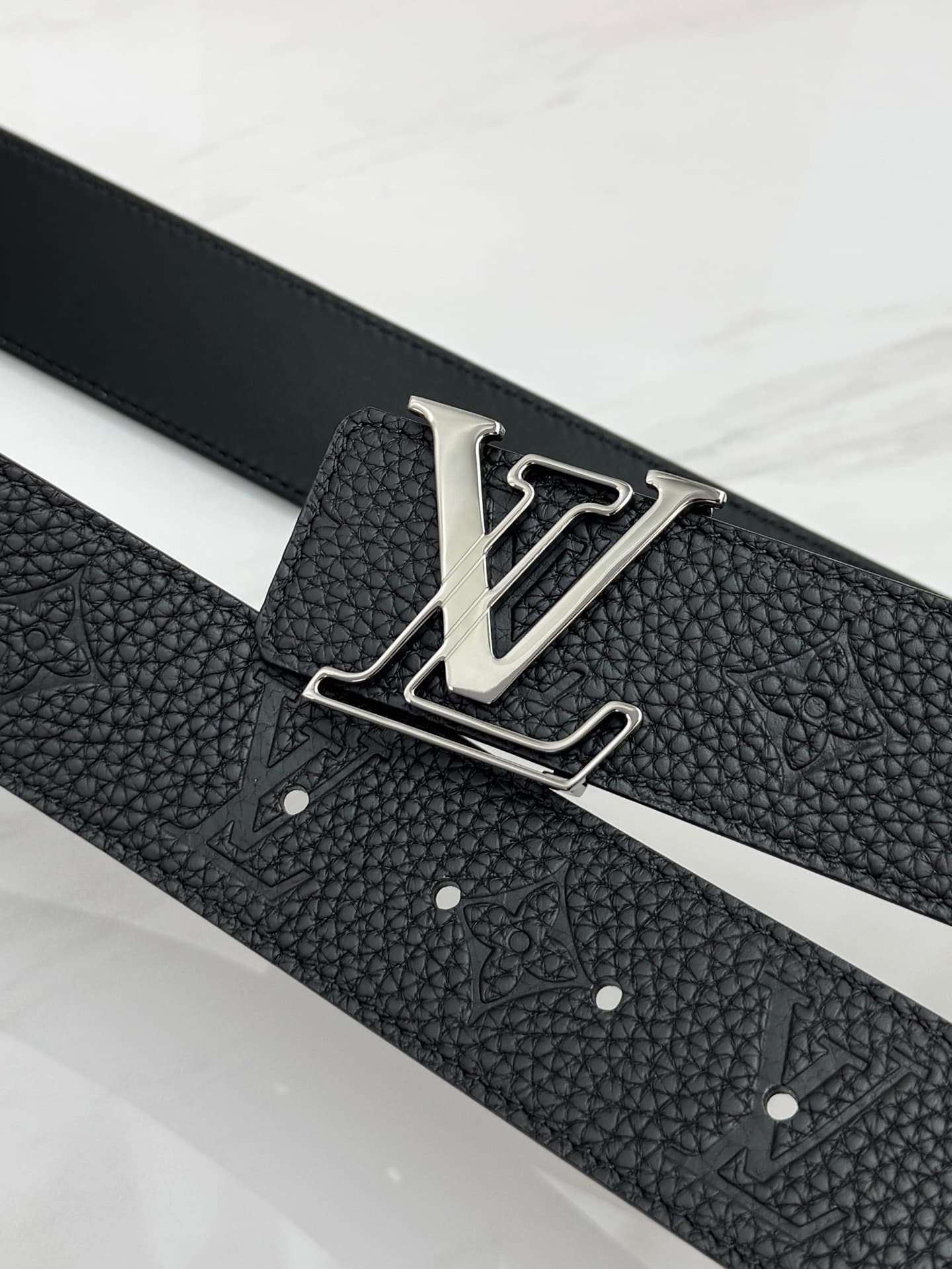 C33004 LV – Luxury modern style. Features elegant and sophisticated design elements. Soft and sturdy straps that can be paired with various clothing items, from formal dresses to casual wear. Width: 4.0cm — image 5