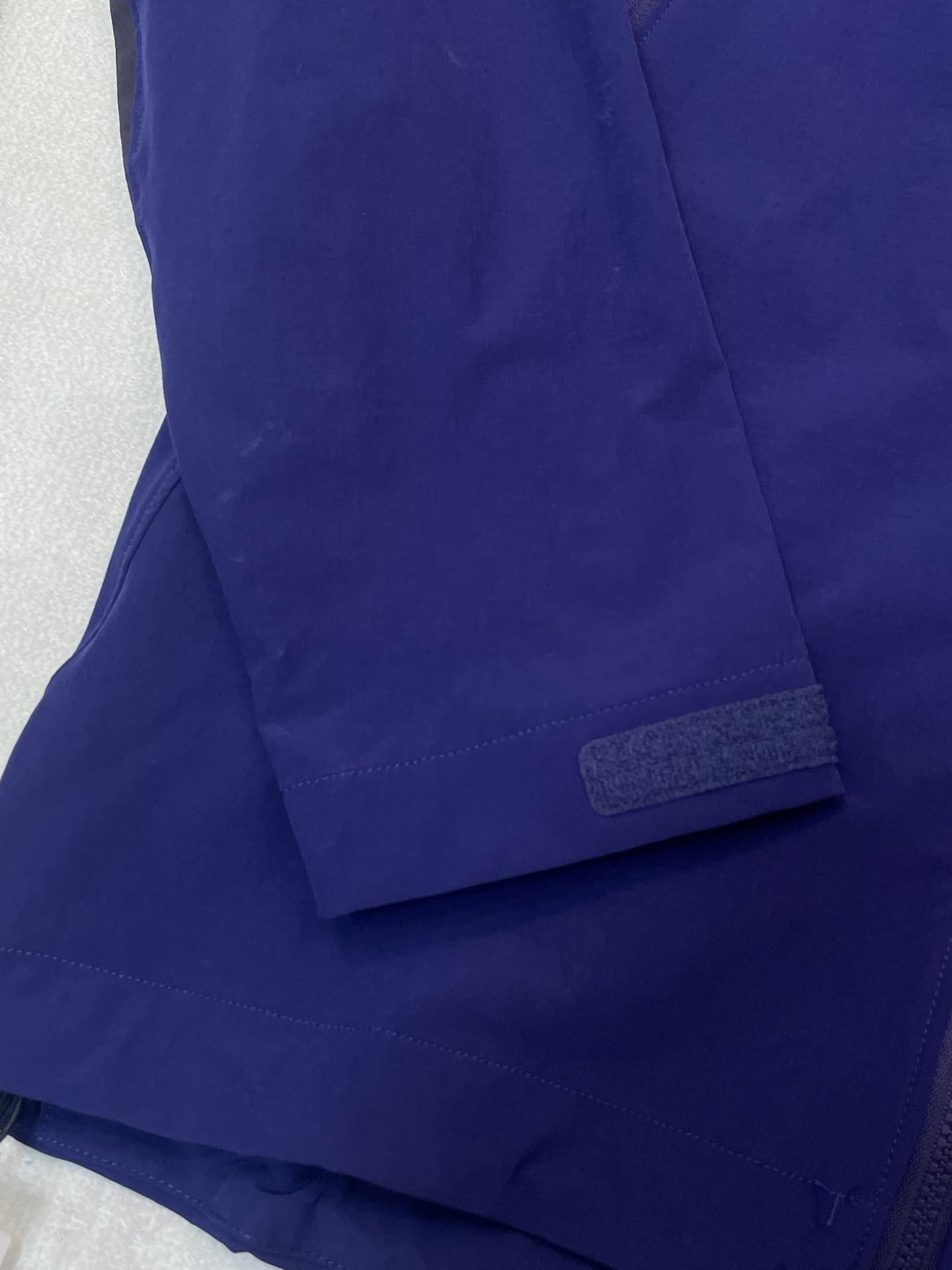 C12539 ARCTERYX | Arcteryx Soft-shell windbreaker for rock climbing and hiking — image 6