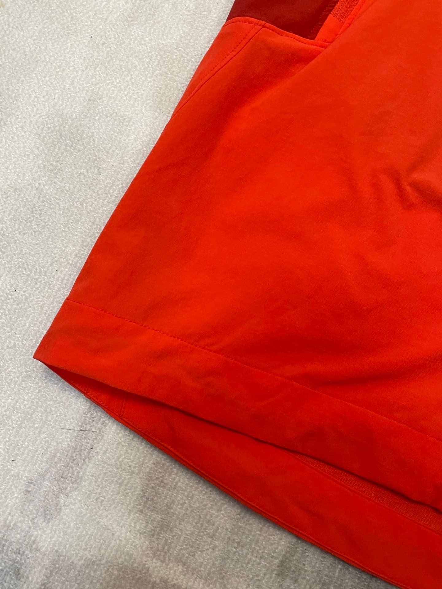 C12538 ARCTERYX | Arcteryx Soft-shell windbreaker for rock climbing and hiking — image 7