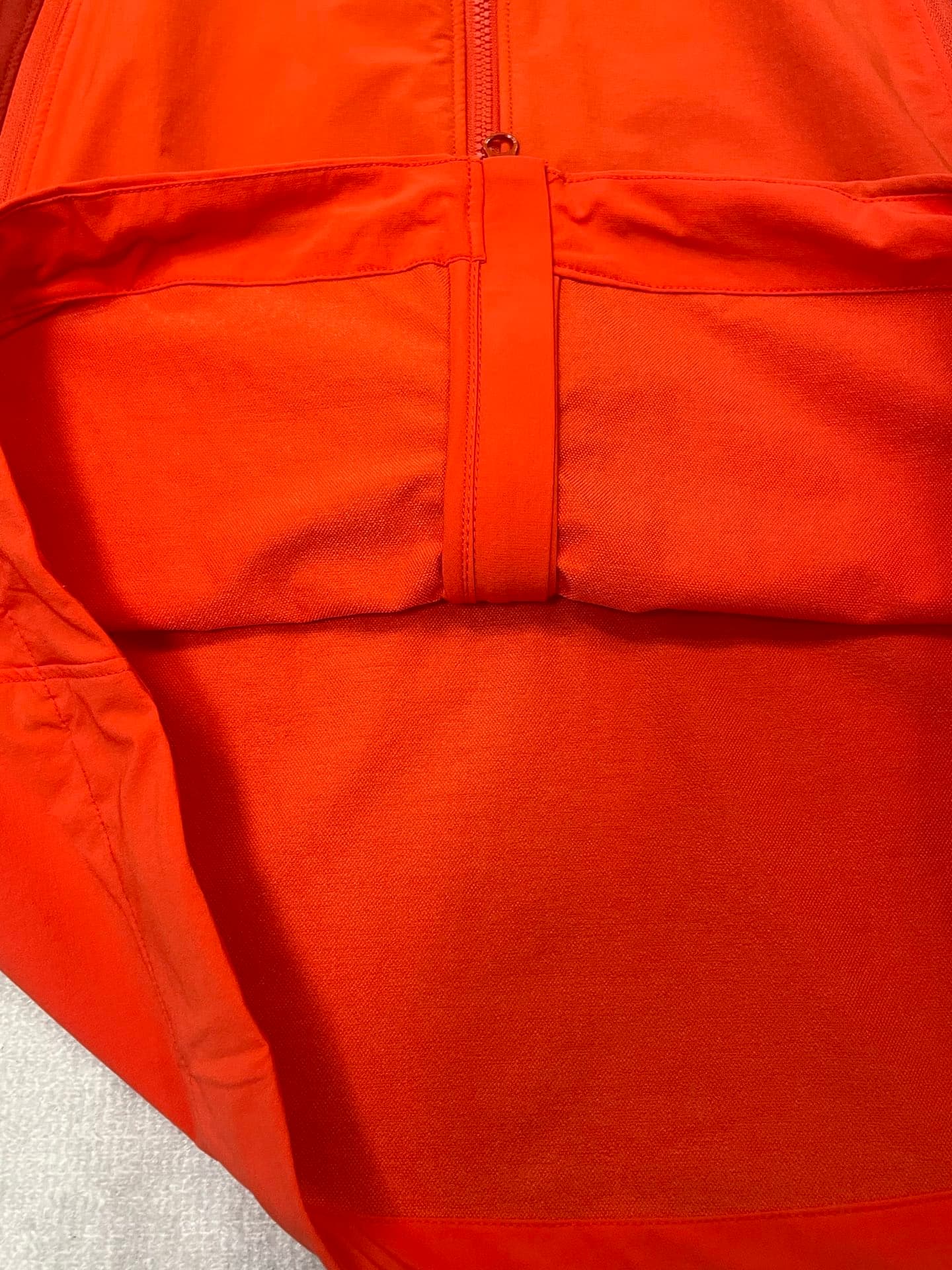 C12538 ARCTERYX | Arcteryx Soft-shell windbreaker for rock climbing and hiking — image 8