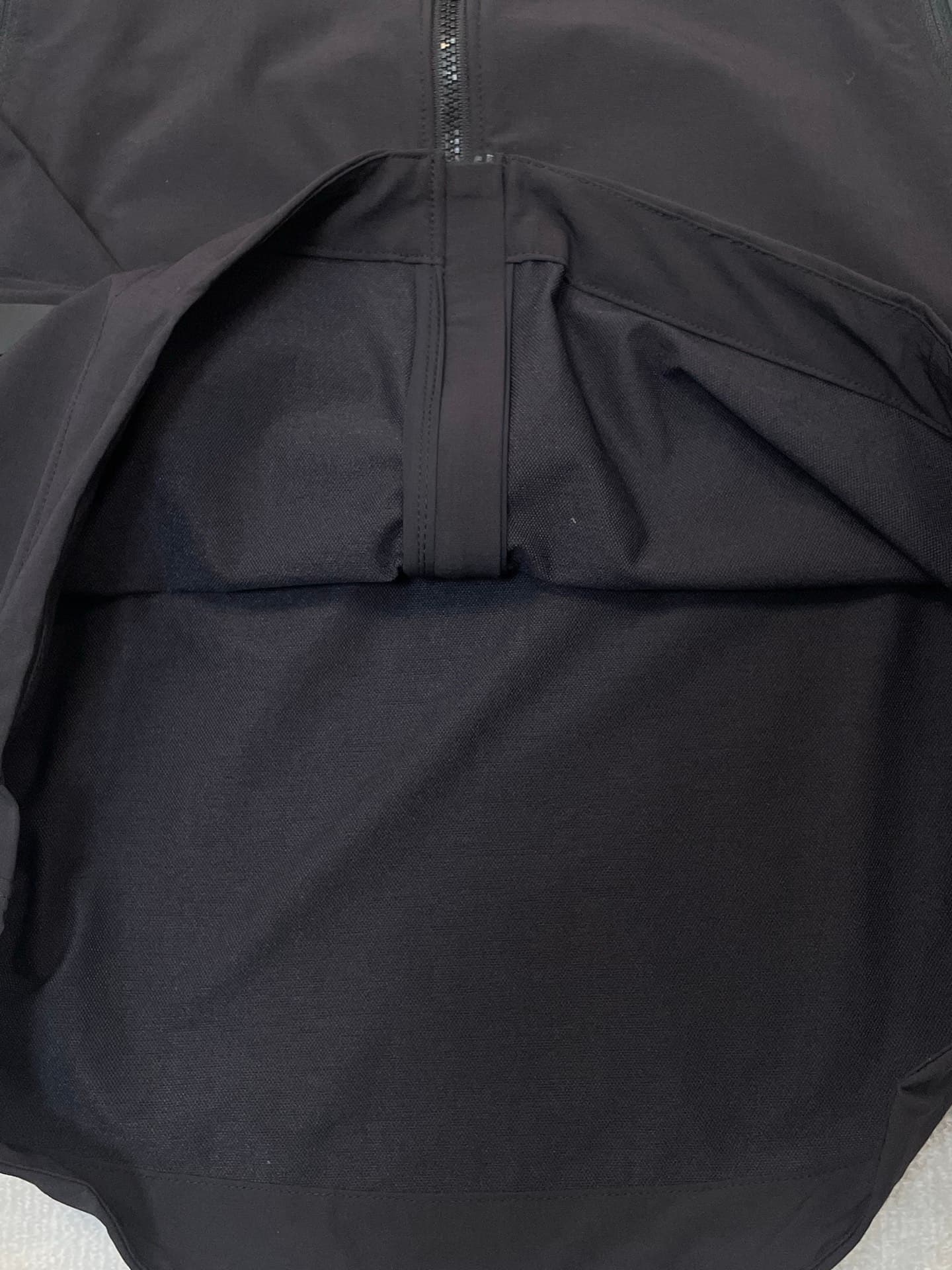 C12537 ARCTERYX | Arcteryx Soft Shell Jacket for Rock Climbing and Hiking — image 8