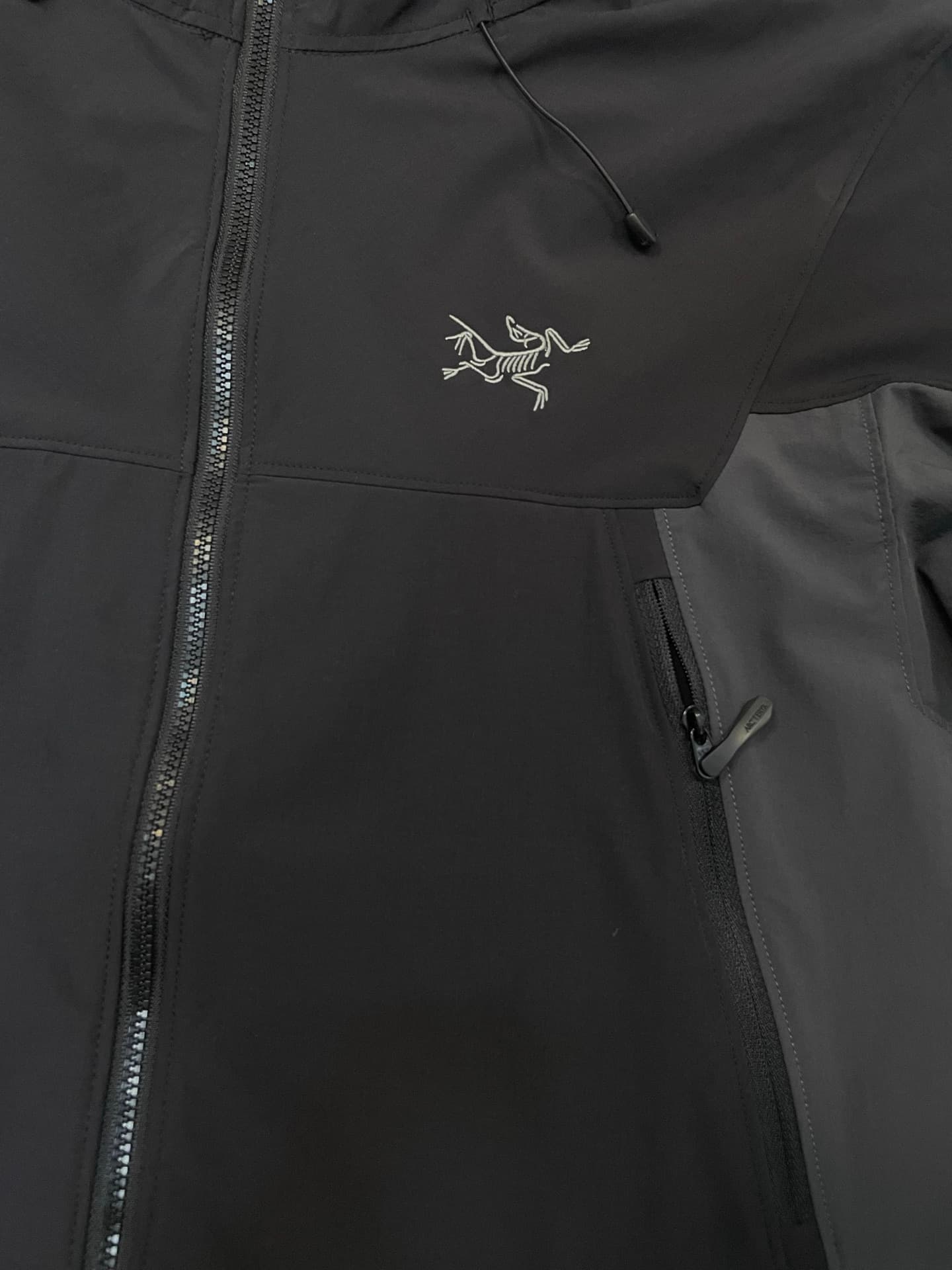 C12537 ARCTERYX | Arcteryx Soft Shell Jacket for Rock Climbing and Hiking — image 5