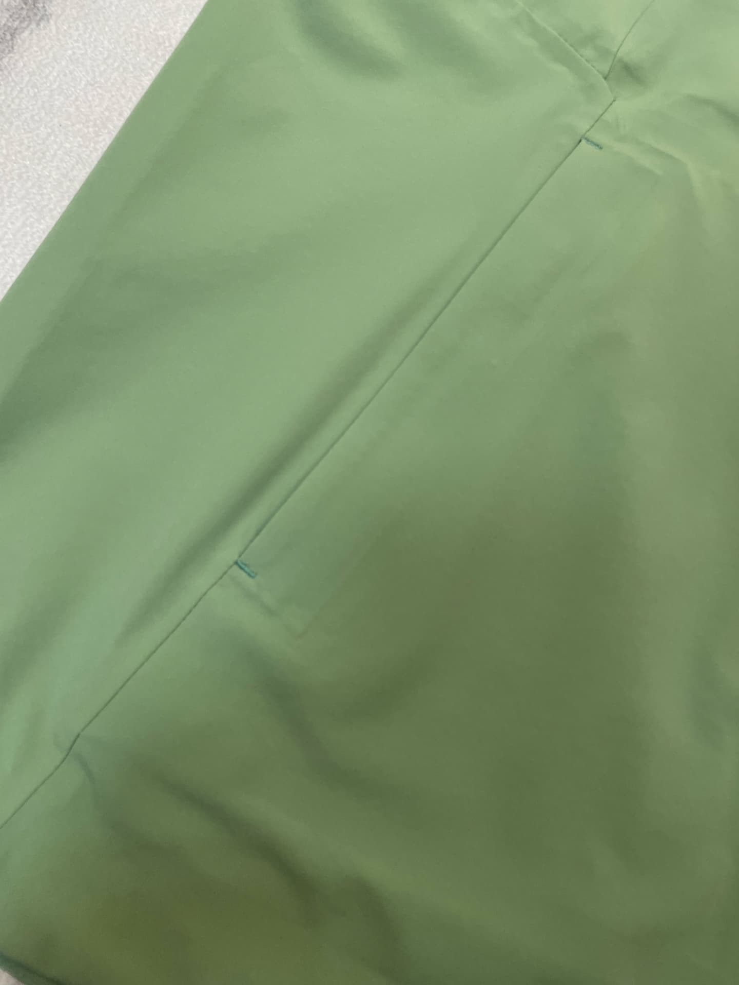 C12535 Descente DESCENTE windproof, waterproof, comfortable caped outdoor jacket; suitable for men and women — image 6