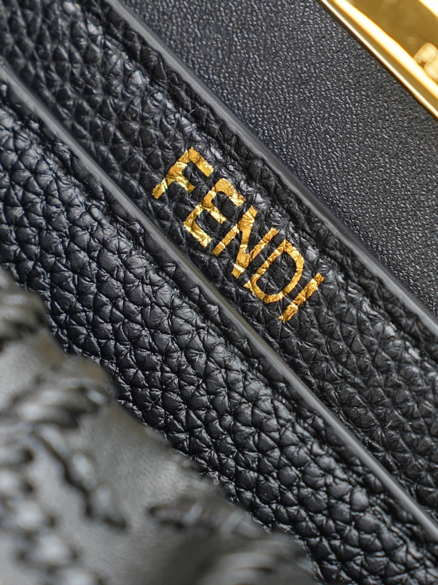 C2887 ～Model 33208 ✨ This iconic peekaboo-style handbag is an ideal compact accessory. It is hand-sewn using the same color scheme as 306, featuring traditional Selleria craftsmanship. 🔥 Made from carefully selected pigeon-gray Cuoio Romano leather, along — image 7