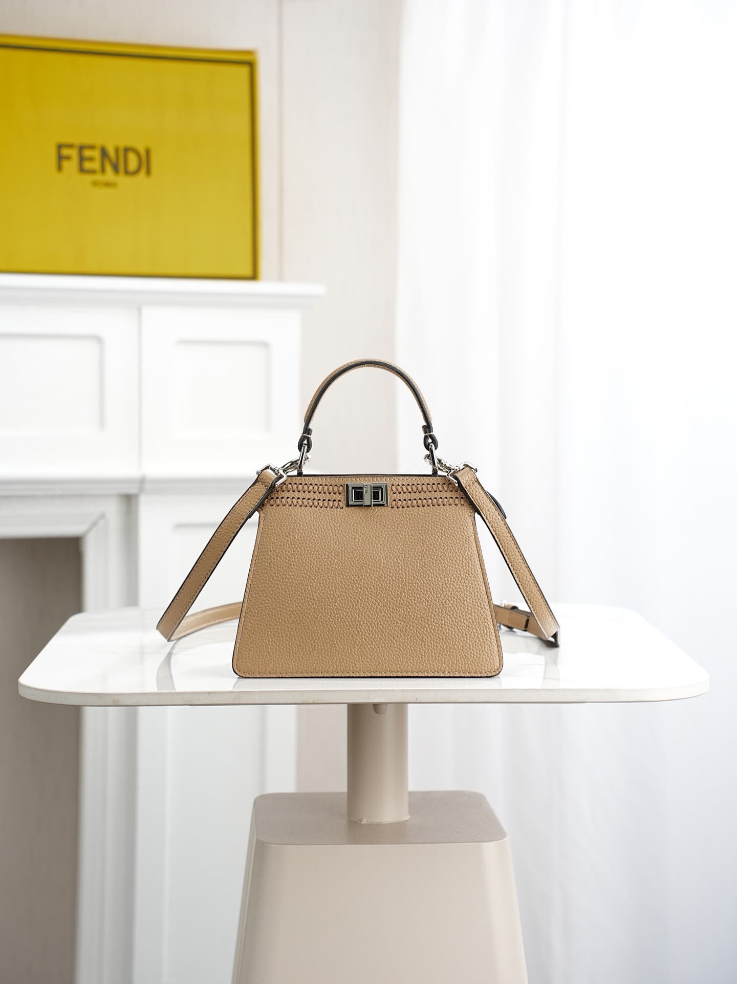C2886 ～Model 33208 ✨ This iconic peekaboo design represents an ideal compact handbag. It is crafted in the same color scheme as 306, using large-sized buttons with hand-sewn edges, reflecting traditional Selleria craftsmanship. 🔥 Made from high-quality pi — image 2