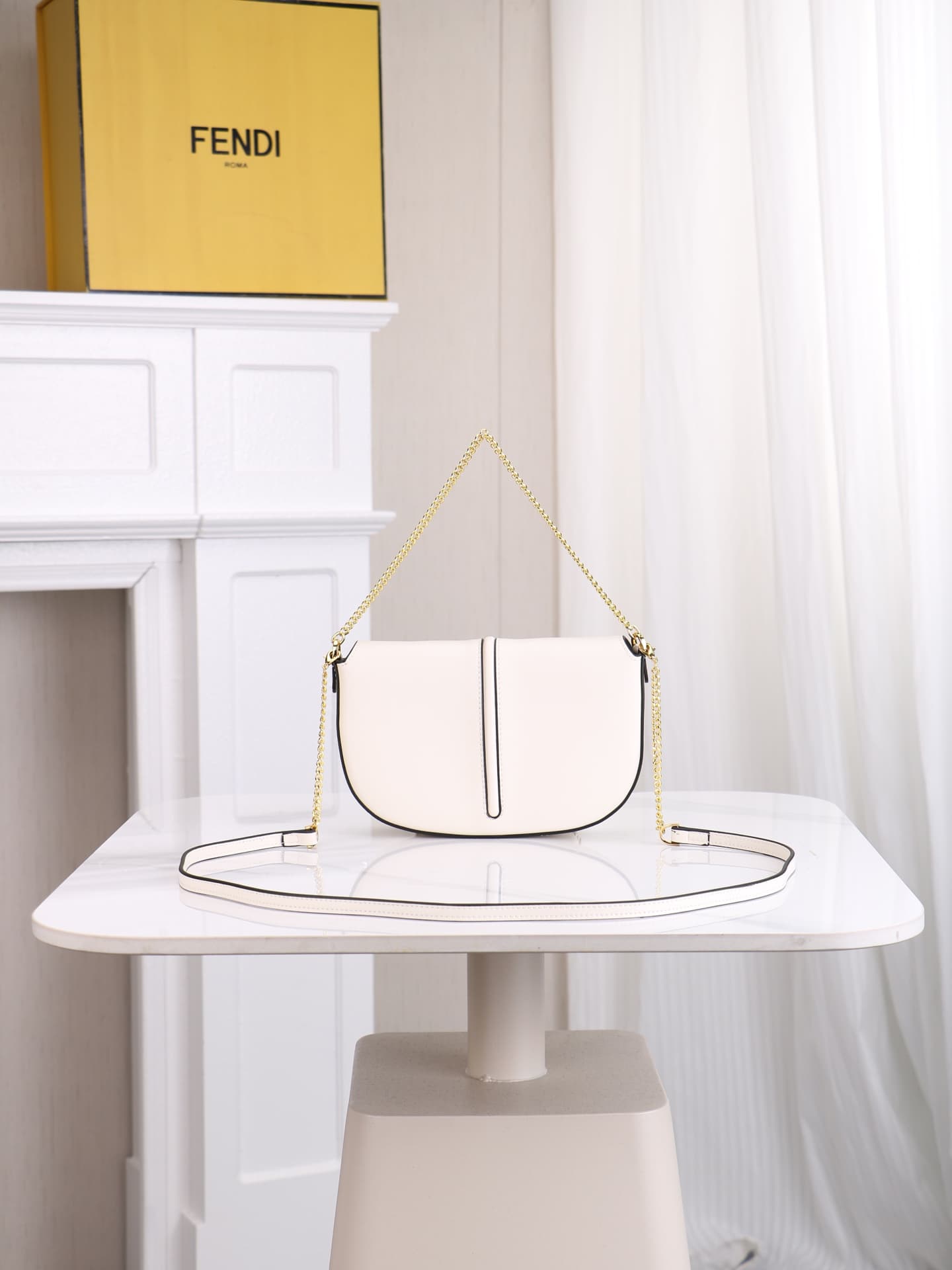 C2876 Model 7758 – a compact and portable design. It comes with a separate card holder, making it also suitable as a wallet. Its small size makes it highly versatile; it’s also easier to use. Dimensions: 21*4*11cm. Model number: 7758 — image 3
