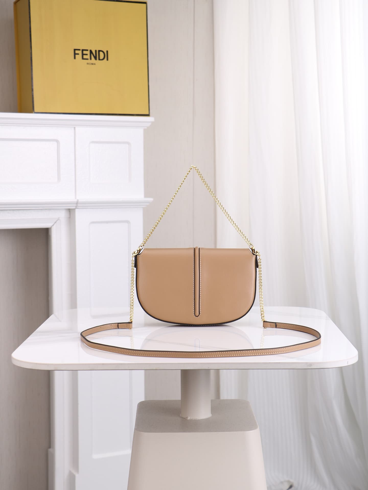 C2877 Model 7758 – a compact and portable design. It comes with a separate card holder, making it also suitable as a wallet. Its small size makes it highly versatile; it’s easy to use. Dimensions: 21 * 4 * 11cm. Model number: 7758 — image 3