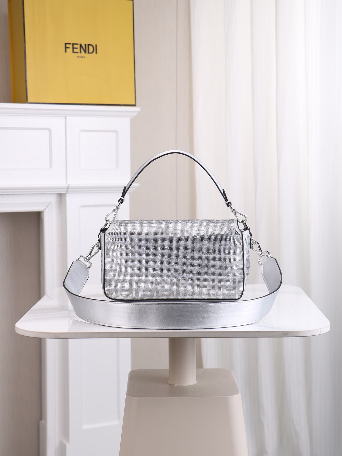 C2879 Model 7731 – Double F💎 diamond crossbody bag — image 2