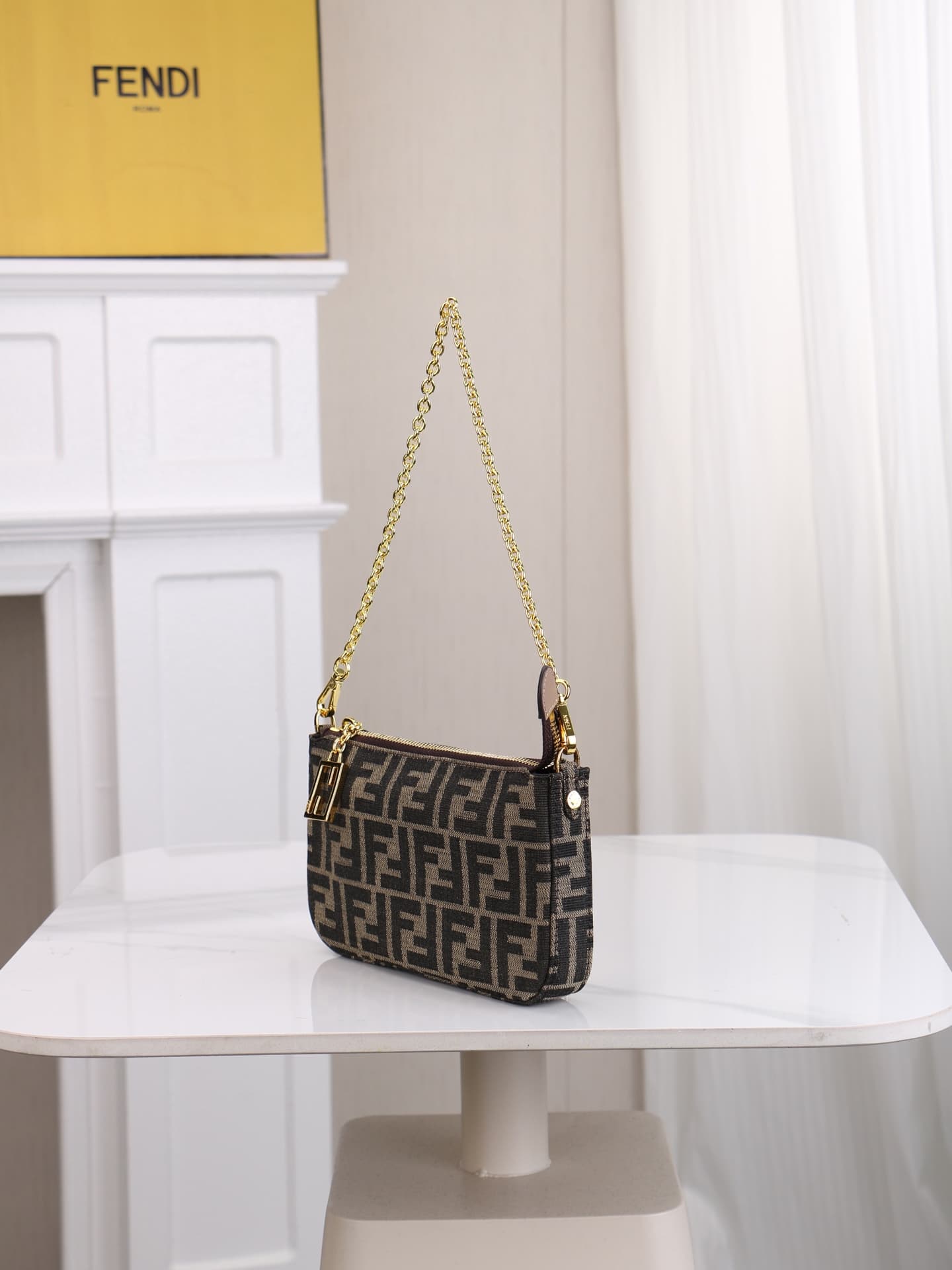 C2862 (Original fabric with box) Model 7717Fendi. New model 🆕 Baguette brown print FF fabric handbag. Equipped with a detachable thin chain; can be carried in hand or under the arm. Zipper for opening/closing; the zipper pull features the distinctive FF p — image 2