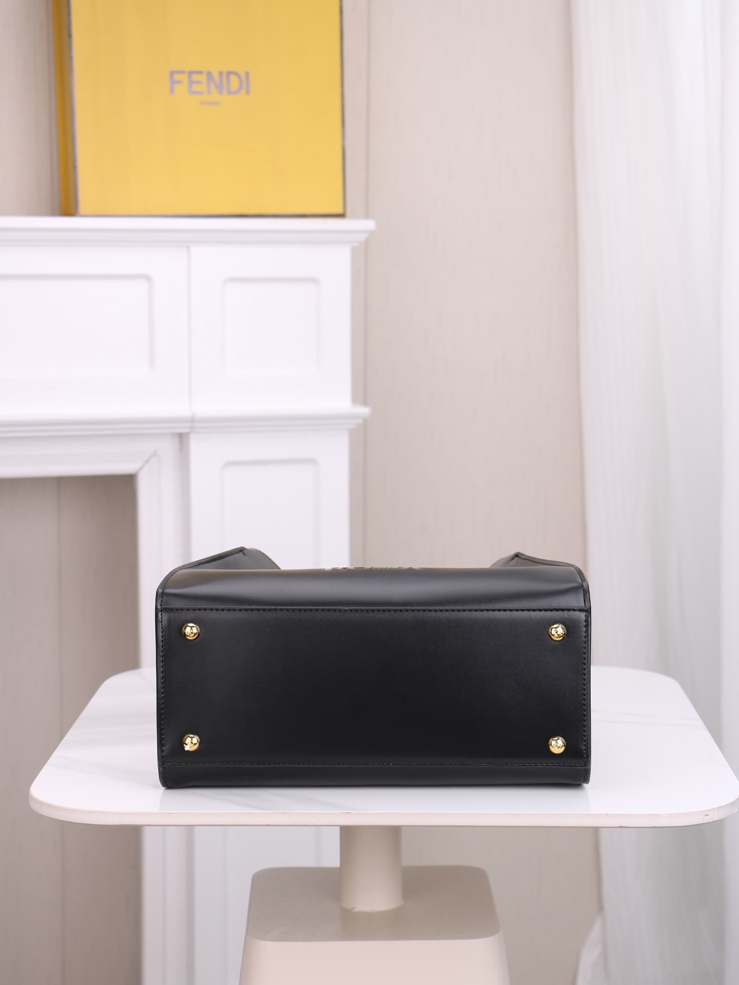C2844 Return item 【FENDI x-lite】 — image 8