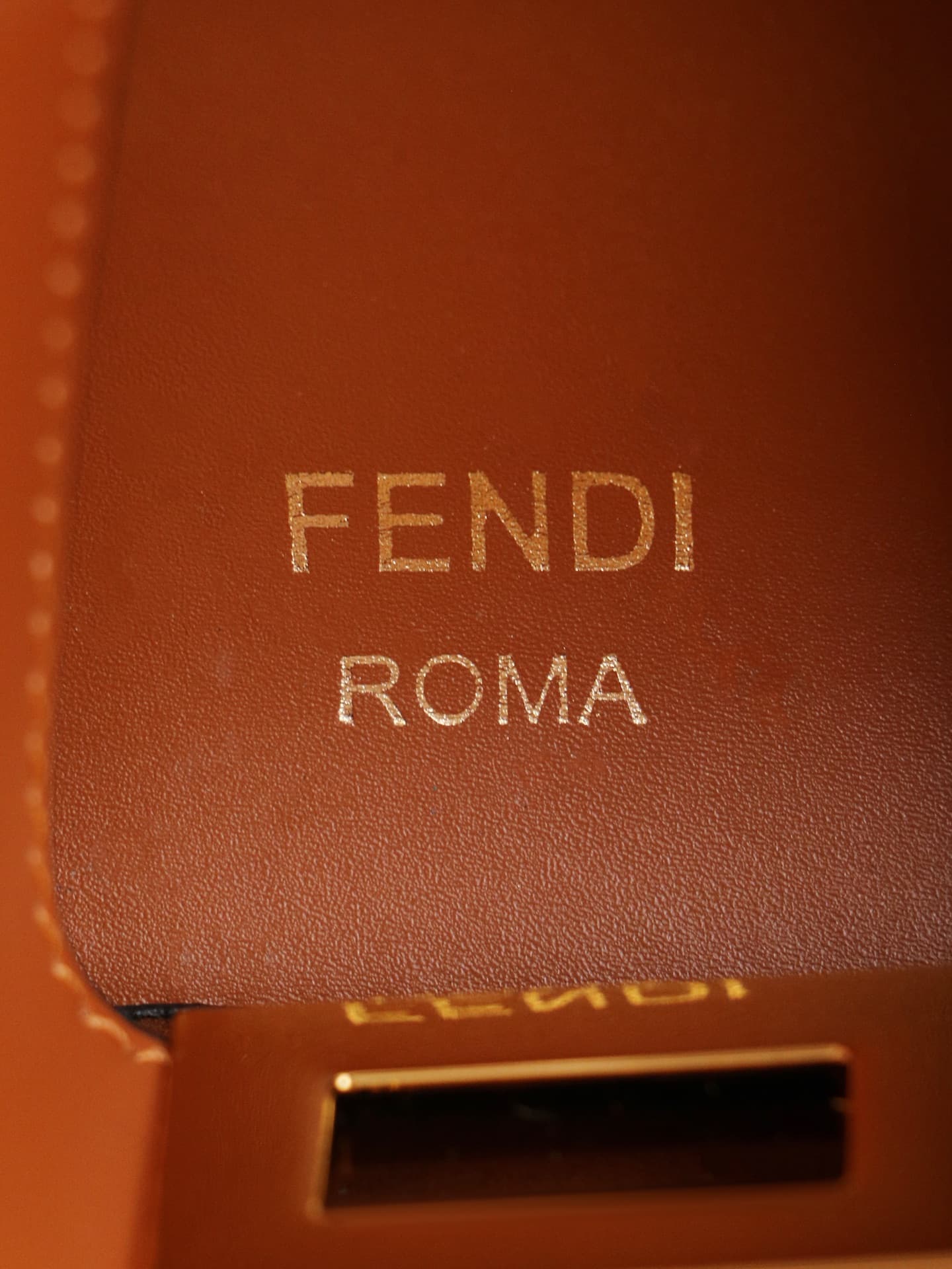 C2845 Return item 【FENDI x-lite】 — image 8