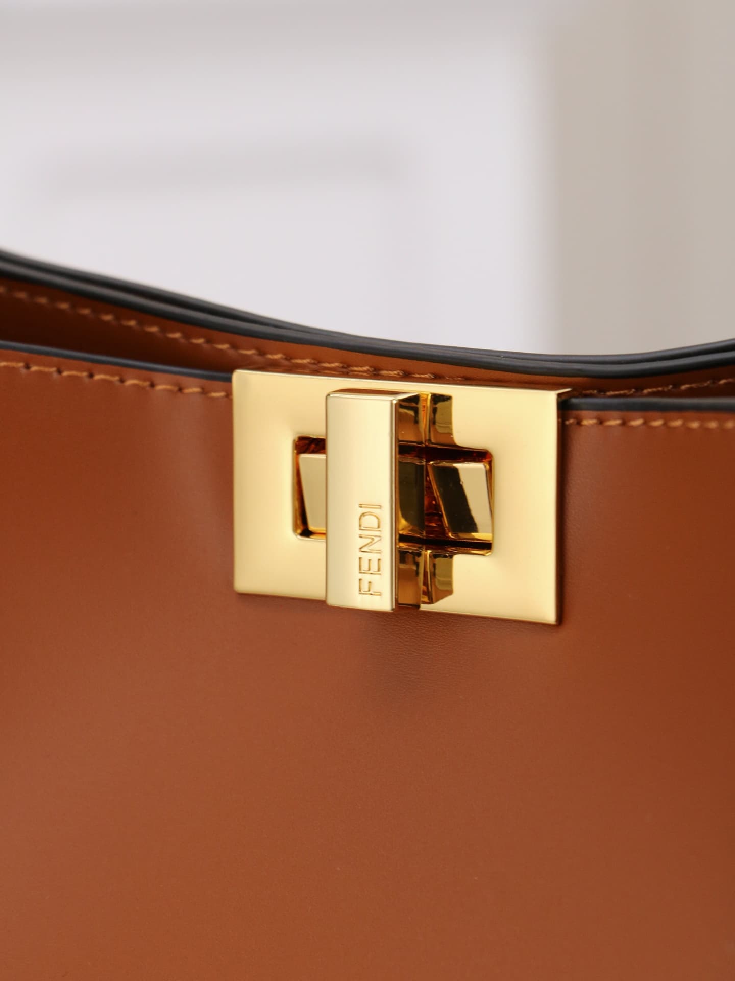 C2845 Return item 【FENDI x-lite】 — image 4