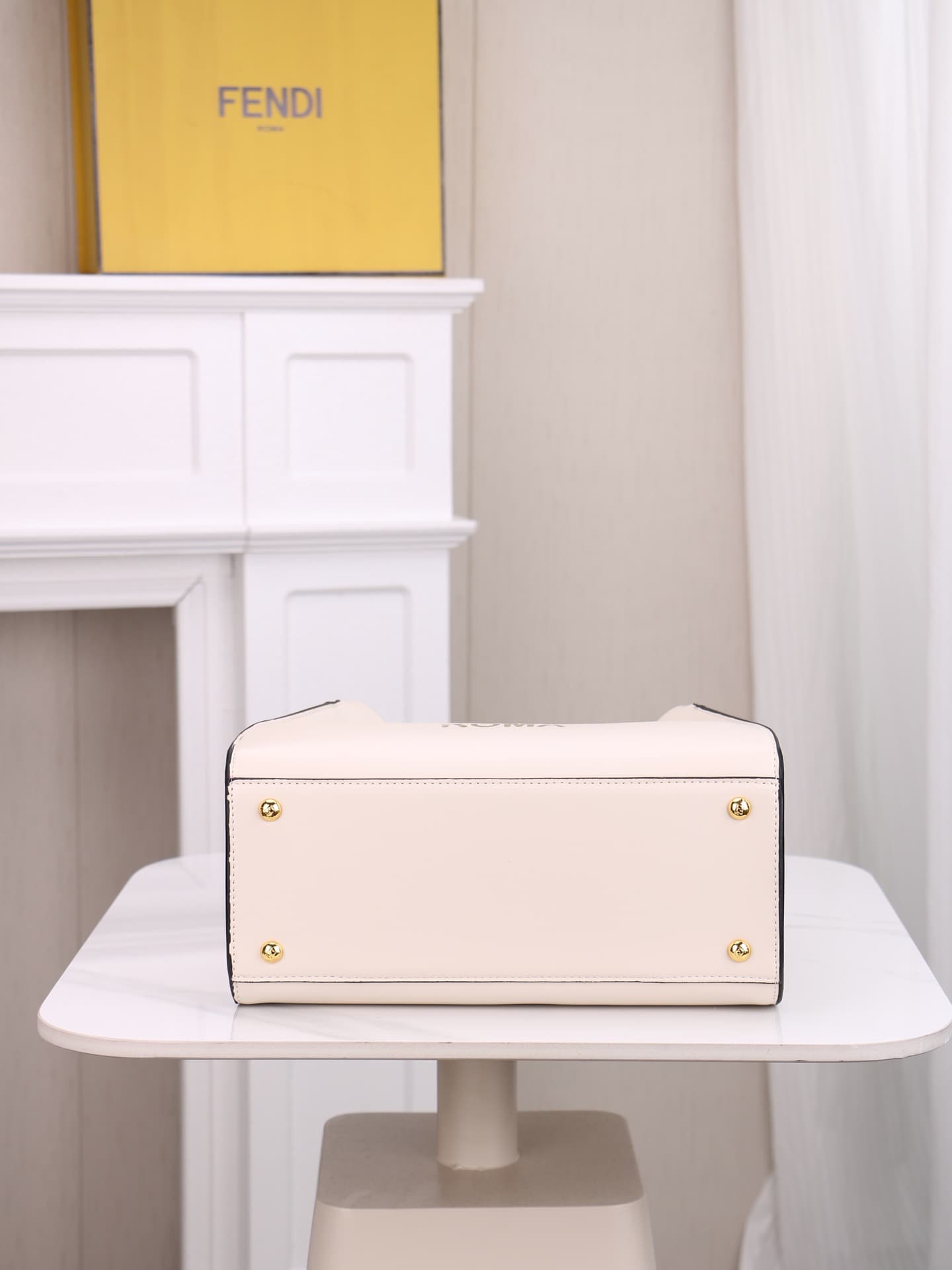 C2846 Return item 【FENDI x-lite】 — image 8