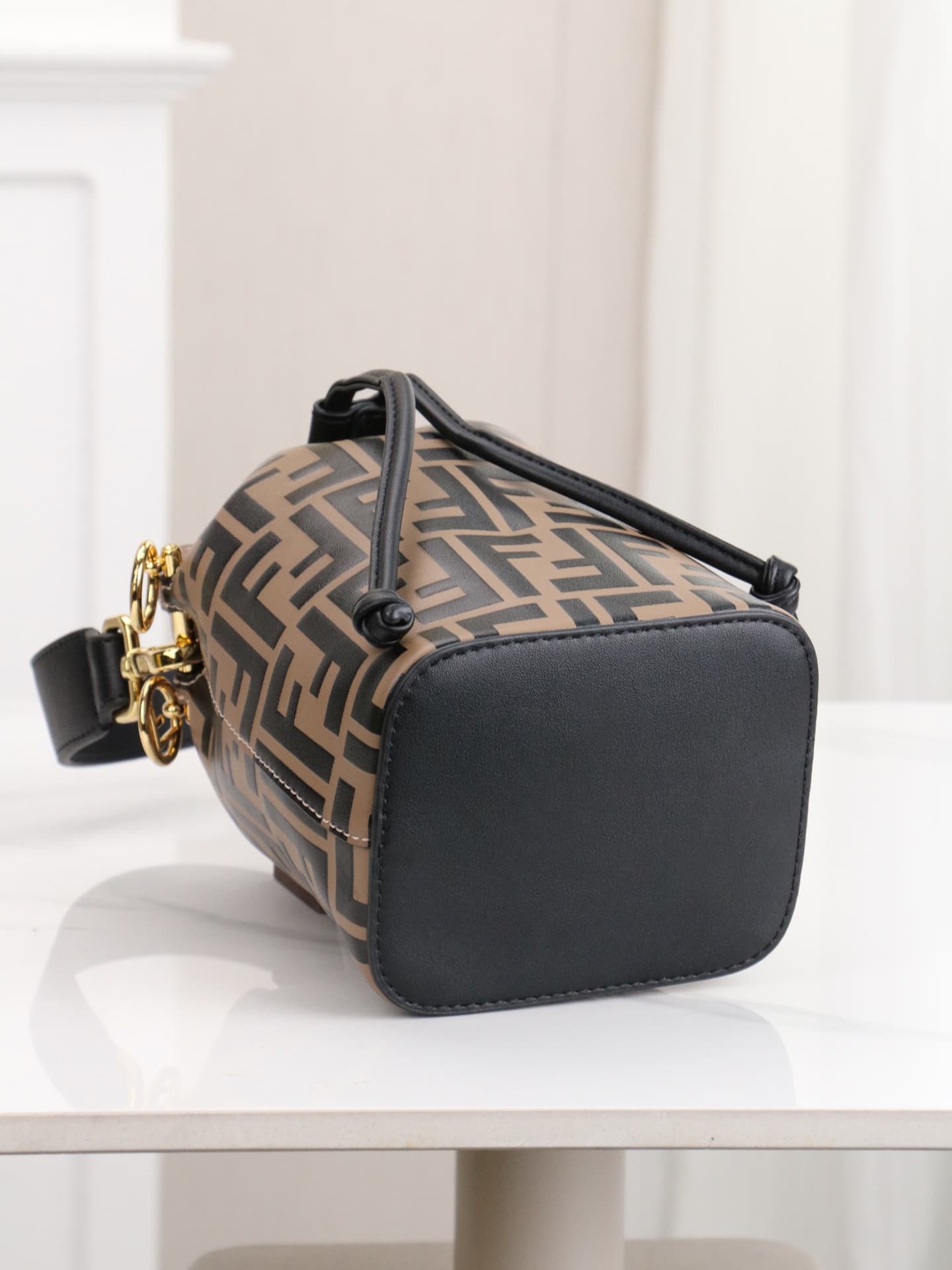 C2848 (Upgraded version, 100% full-grain cowhide) [Fendi MINI BUCKET] — image 6