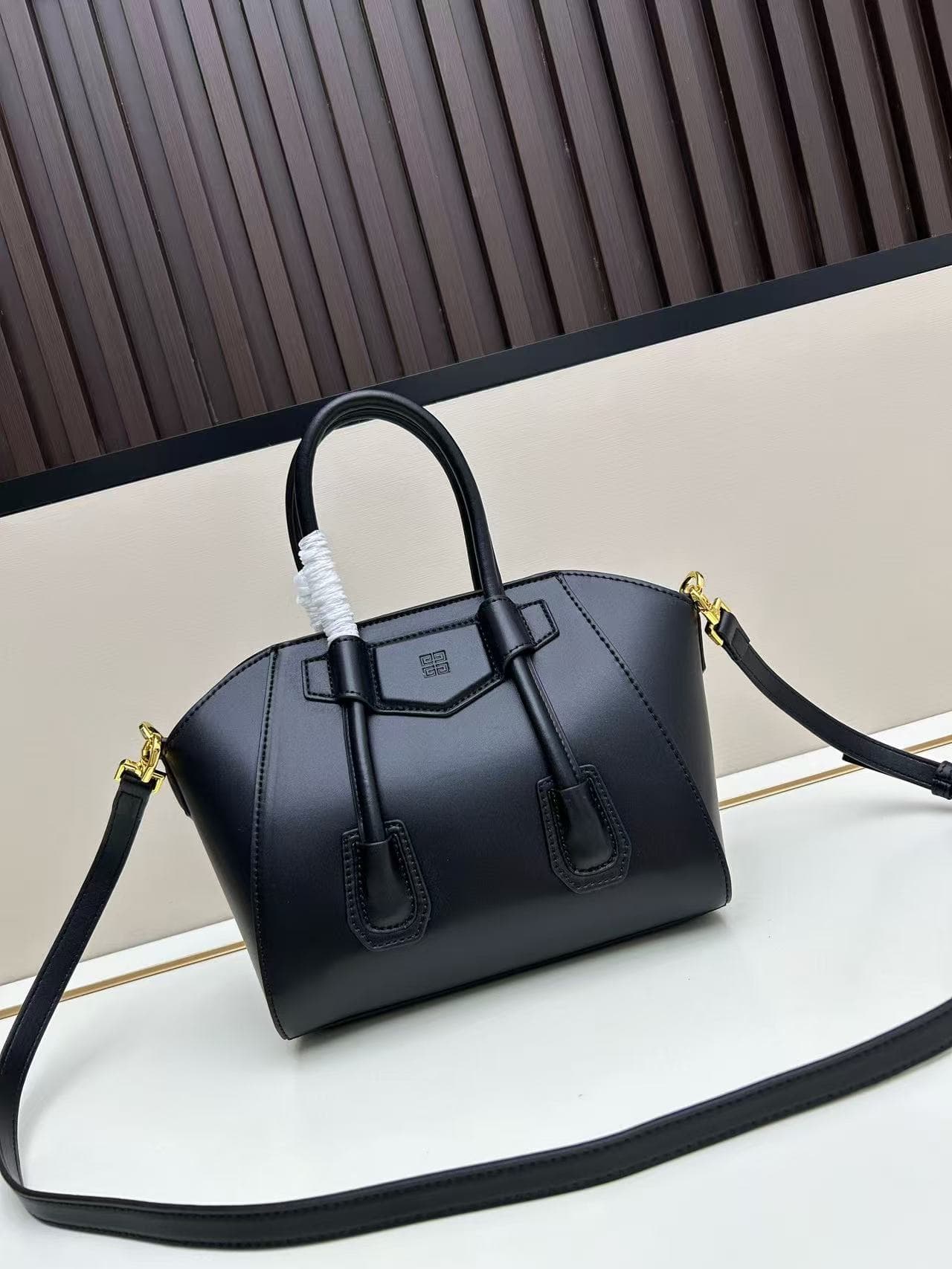 C3209 French brand G! New model handbag – the classic GIVENCHY — image 3