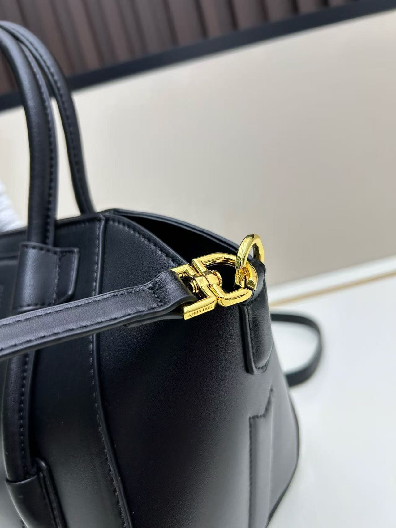 C3209 French brand G! New model handbag – the classic GIVENCHY — image 6