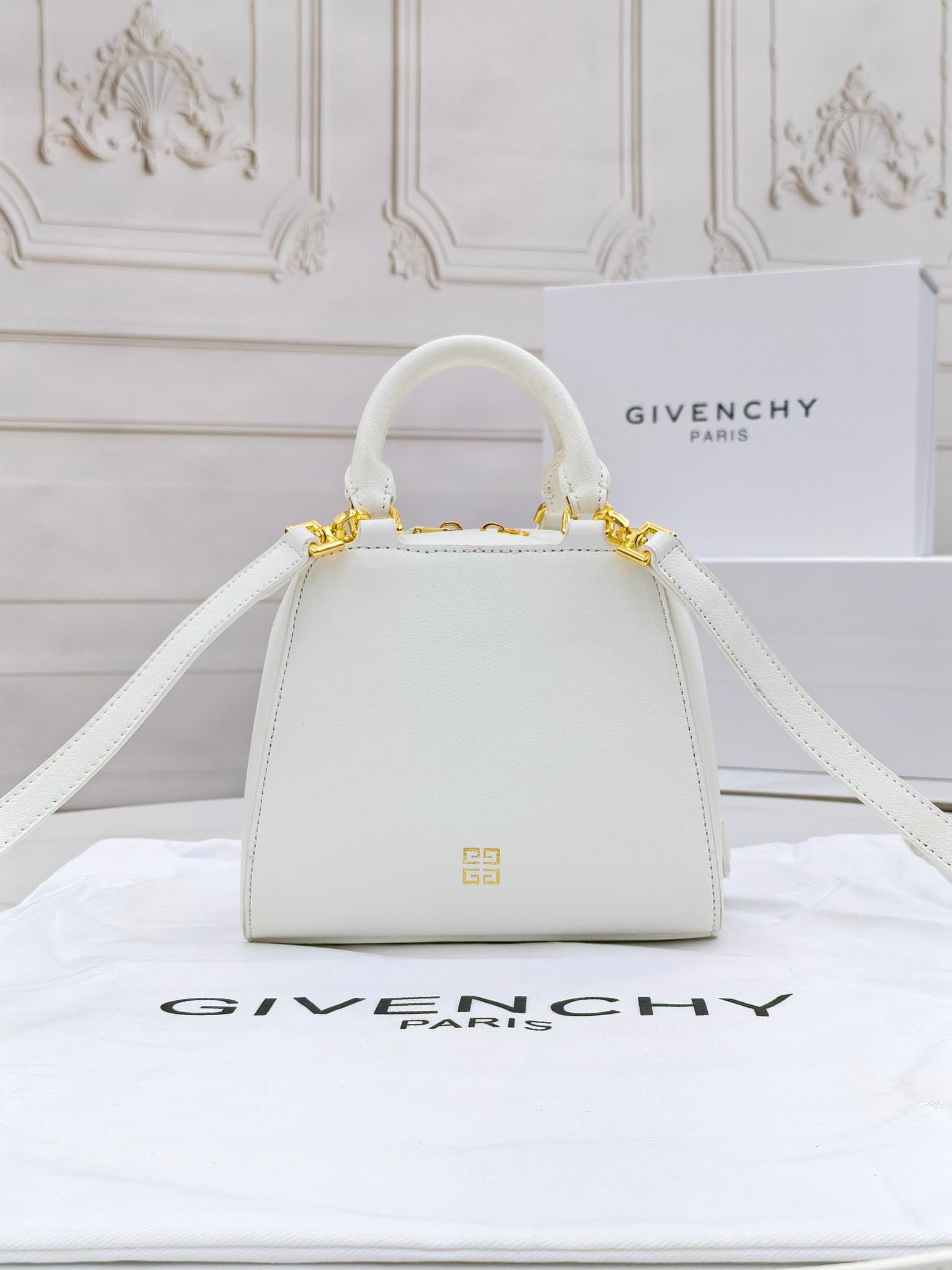 C3174 Small size 😀😀 2024 new model, Gucci, lightly tanned glossy cowhide leather handbag or crossbody bag — image 3