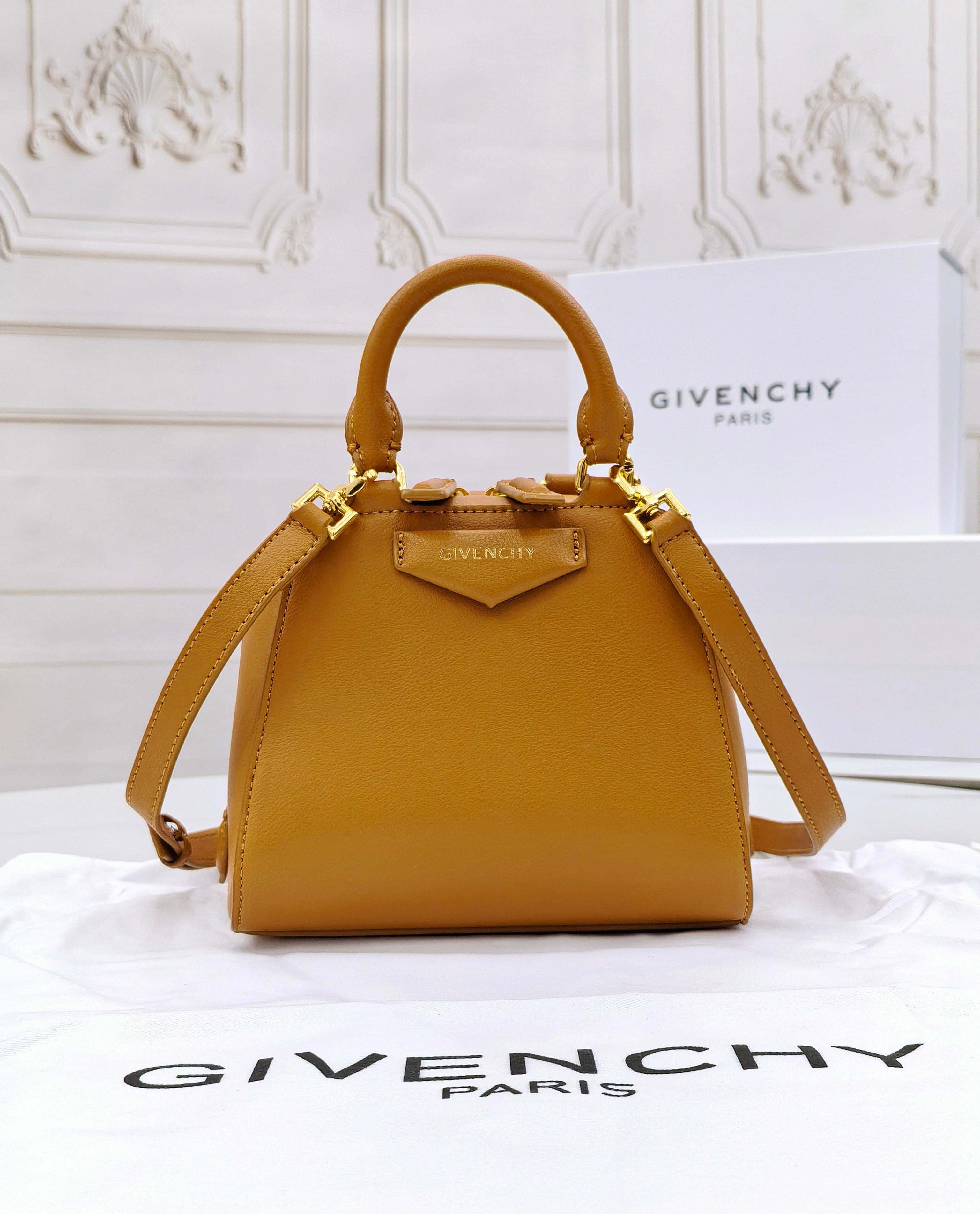 C3173 Small size 😀😀 2024 new model, Gucci, lightly tanned glossy cowhide leather handbag/shoulder bag — image 2