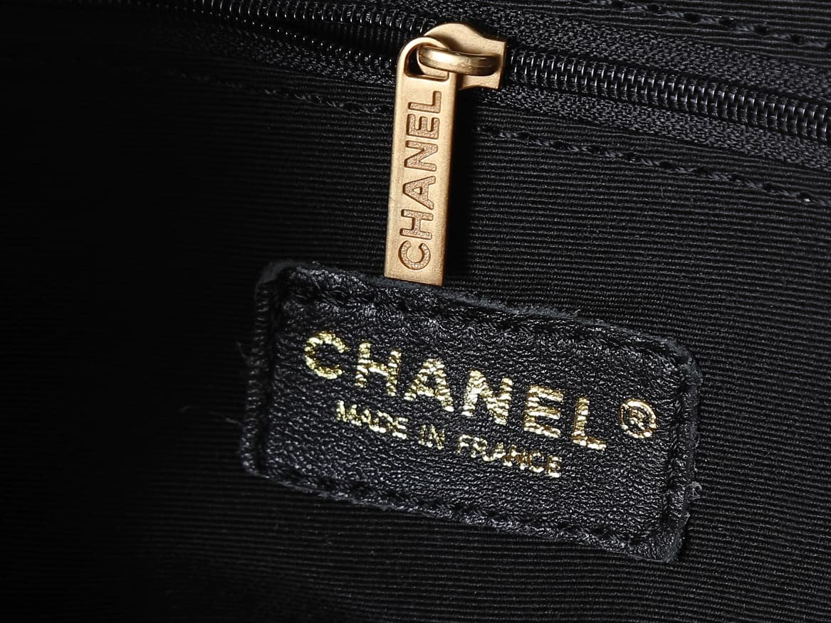 C852 💰 Upgrade to the original AS5634❤️❤️ In stock❤️❤️ 25a Leather bag – a hit product that stands out among the bestsellers🔥 A masterpiece that combines tradition and innovation; inspired by Chanel’s ebony-painted screens. The distinctive diamond-pattern — image 8