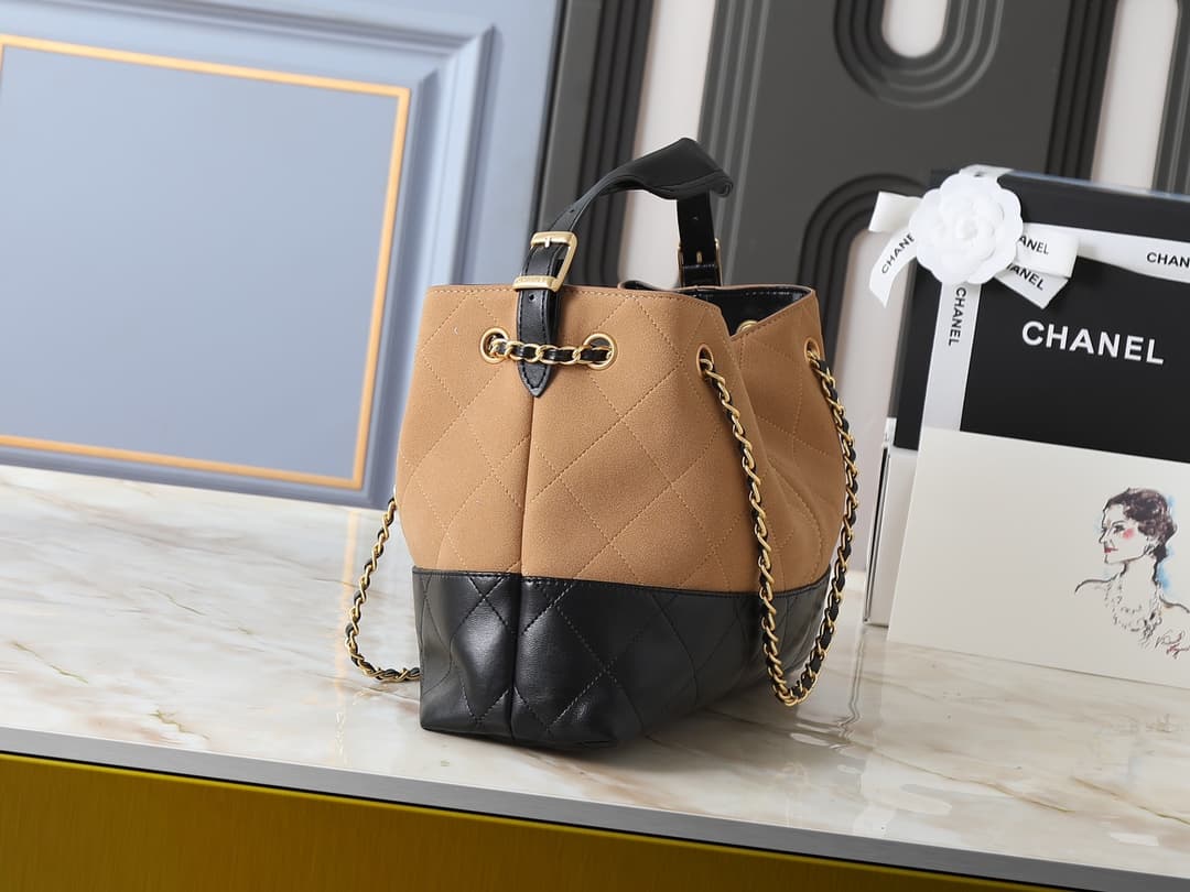 C852 💰 Upgrade to the original AS5634❤️❤️ In stock❤️❤️ 25a Leather bag – a hit product that stands out among the bestsellers🔥 A masterpiece that combines tradition and innovation; inspired by Chanel’s ebony-painted screens. The distinctive diamond-pattern — image 2