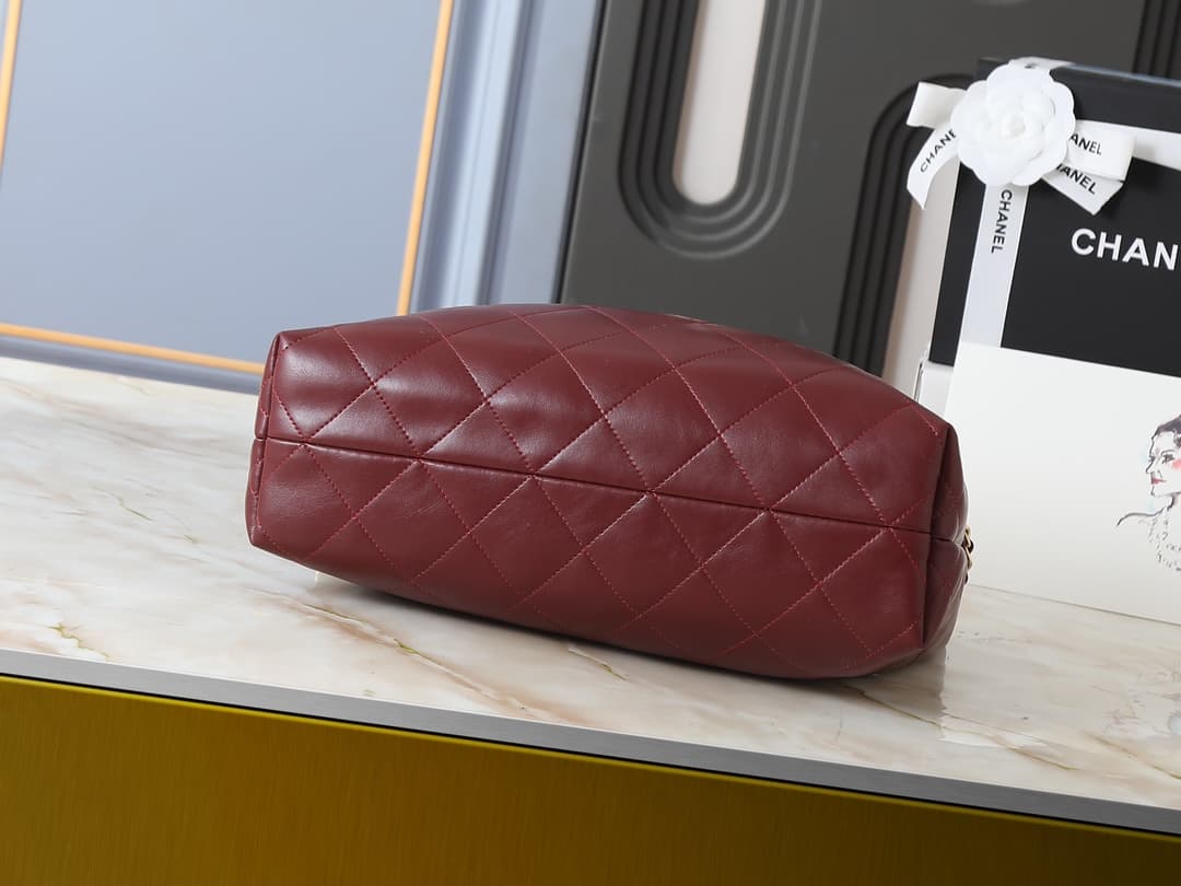 C850 💰 Upgrade to the original AS5634❤️❤️ In stock❤️❤️ 25a Silk bag – a popular item that stands out among the products on display at the handmade workshop🔥 It’s a masterpiece that combines tradition and innovation; the design is inspired by Chanel’s ebon — image 4