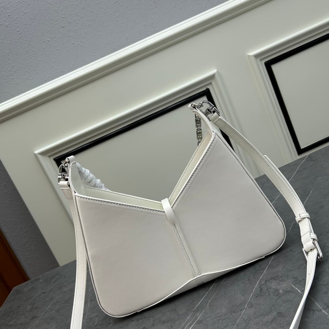 C3163 [New Product] 🇫🇷 GIVENCHY 2023 – Elegant cutouts and charm. Handbag, with a original French box leather material, and metal chains 4G made of brass. ⛓️ — image 3