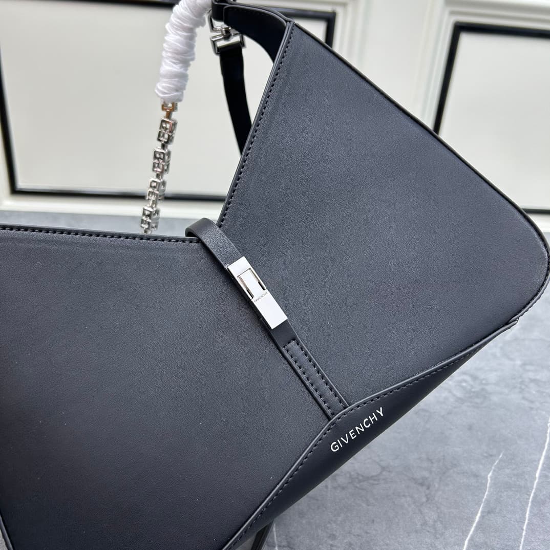 C3164 [New Product] 🇫🇷 GIVENCHY 2023 – Elegant cutouts and charm. Handbag with original French box leather, paired with brass 4G hardware chains ⛓️ — image 4