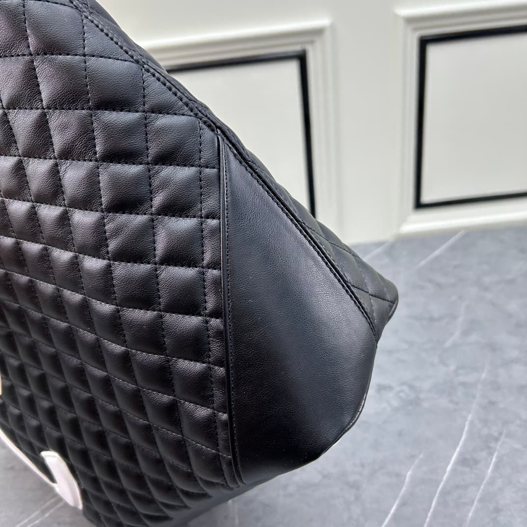 C696 New model 💰 Chanel Panda Kangpeng basket ||| The classic black and white panda color scheme is absolutely stunning! It gives a high-end feel. — image 6