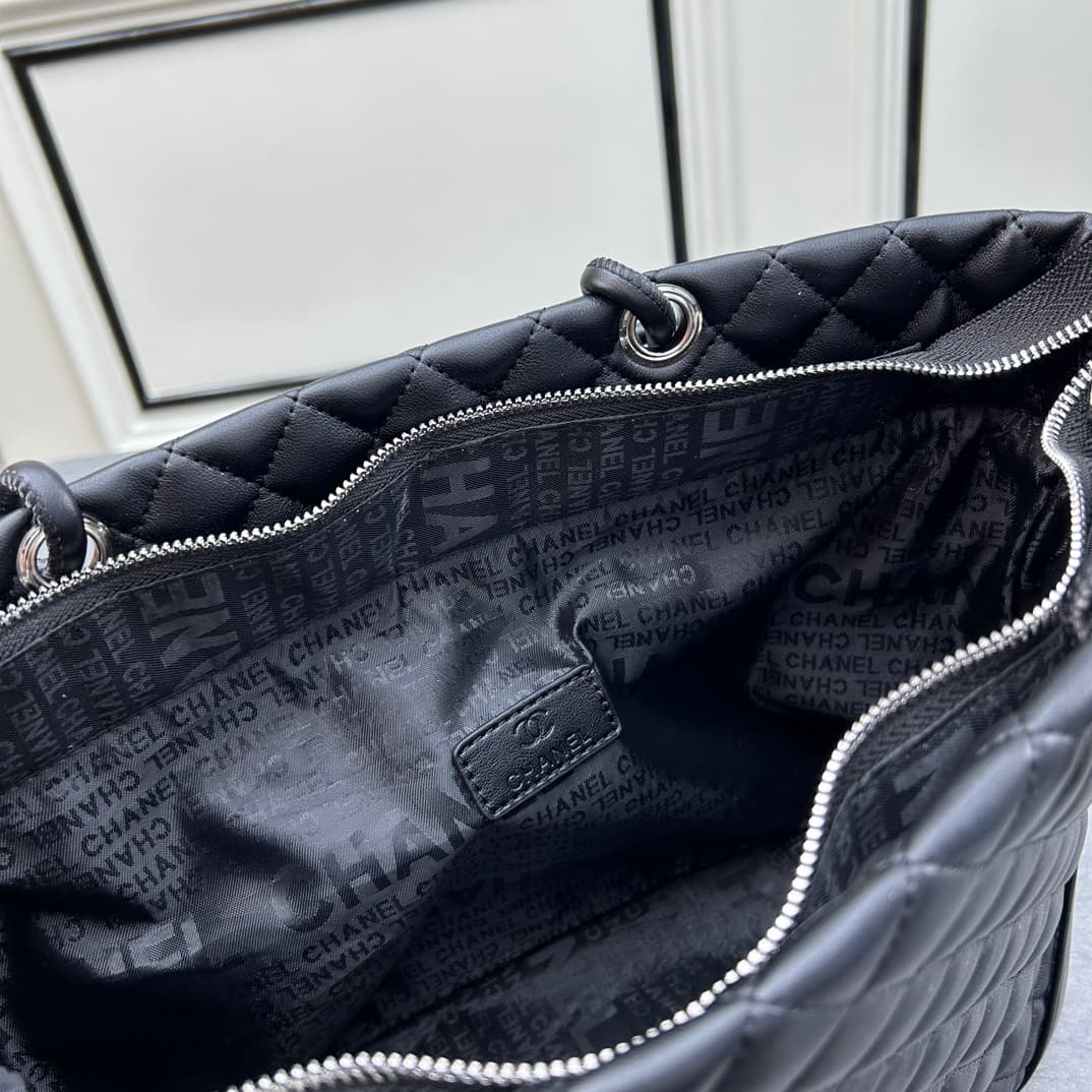 C696 New model 💰 Chanel Panda Kangpeng basket ||| The classic black and white panda color scheme is absolutely stunning! It gives a high-end feel. — image 8