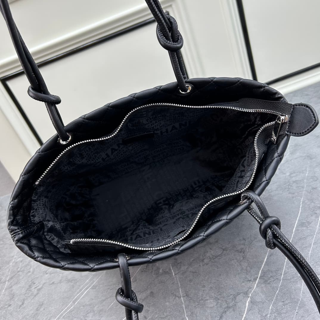 C696 New model 💰 Chanel Panda Kangpeng basket ||| The classic black and white panda color scheme is absolutely stunning! It gives a high-end feel. — image 7