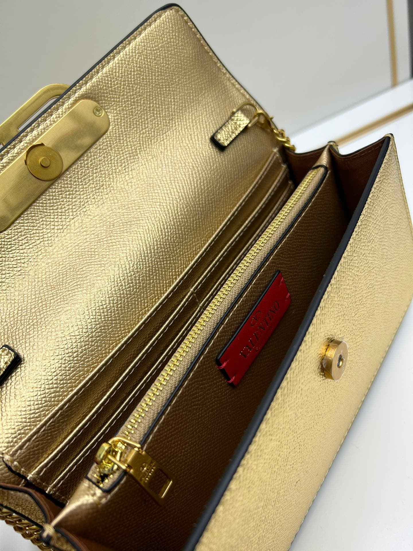 C8303 🆕 New mini handbag — image 8