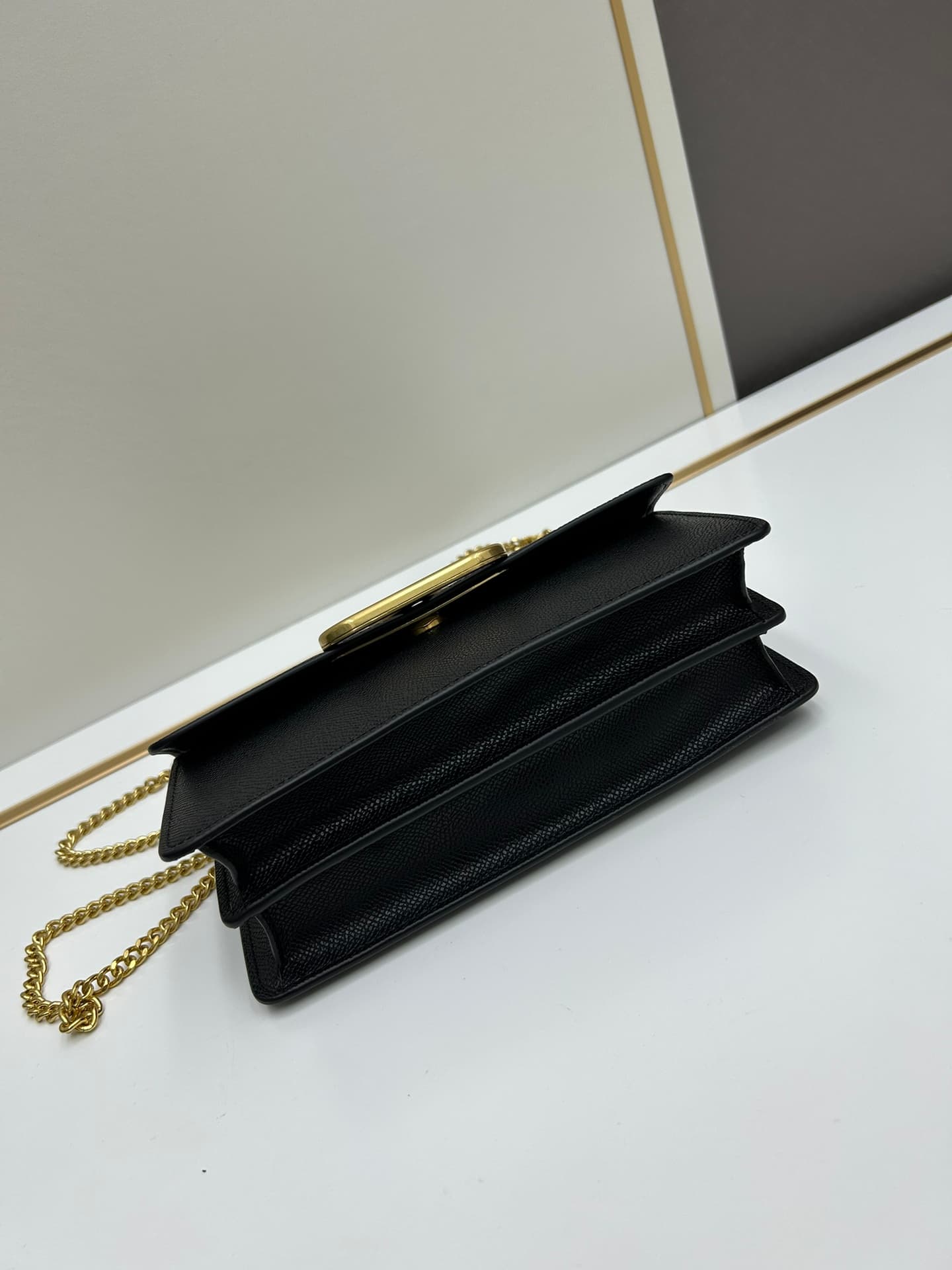 C8305 🆕 New small handbag model — image 5