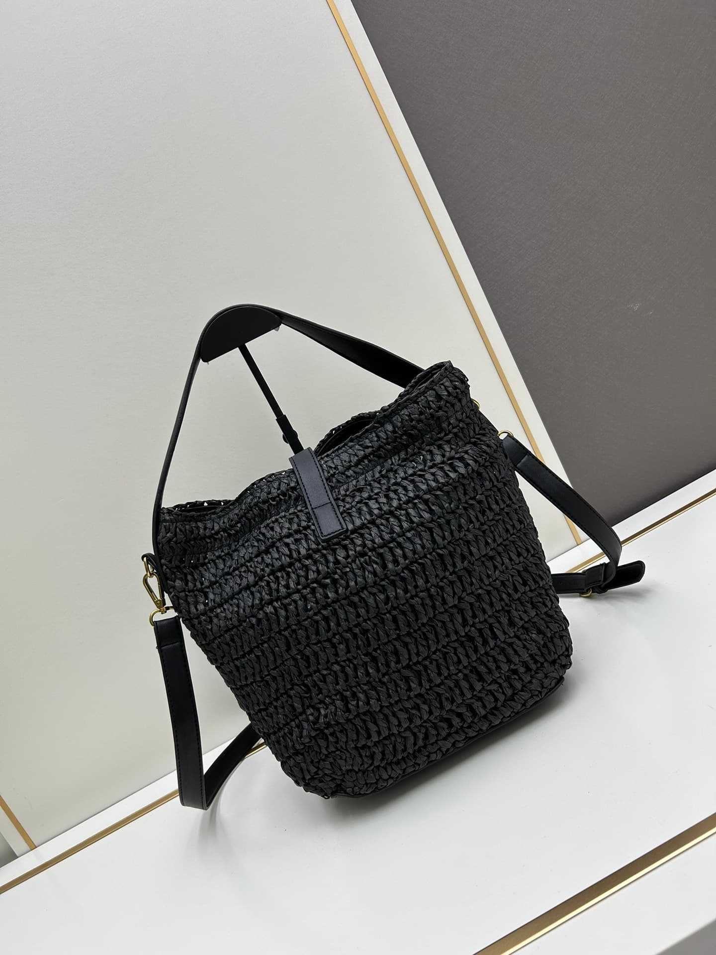 C8754 New model 💰 Saint Laurent LE 37 Rafa grass woven handbag |||| Bucket bag, with LE CASSANDRE hook fastenings, made of woven Rafa grass and plant-tanned leather. Adjustable detachable shoulder strap, allowing various ways of wearing. — image 2