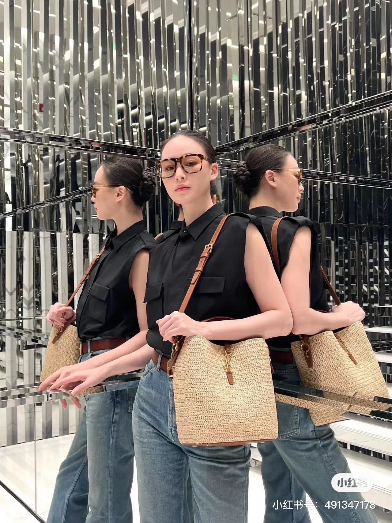 C8751 New model 💰 Saint Laurent LE 37 Rafa grass-woven handbag |||| A bucket-shaped bag, with a hook closure on LE CASSANDRE. Made from woven Rafa grass and plant-tanned leather. Adjustable and detachable shoulder strap, allowing various ways of wearing. — image 5