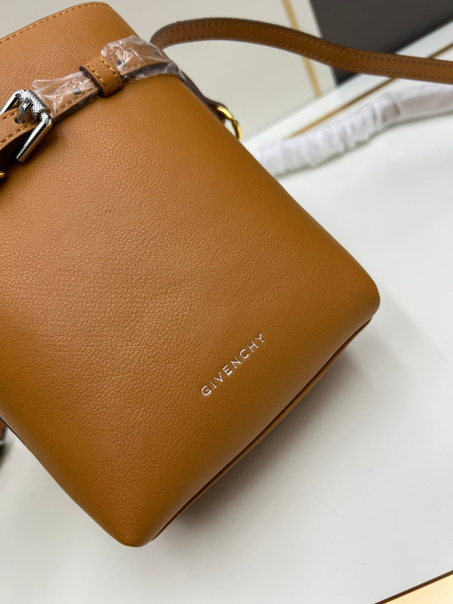 C3176 Jilbab 2024 New Model Phone Bag, Fufu Bag – Lightly tanned cowhide phone bag — image 6