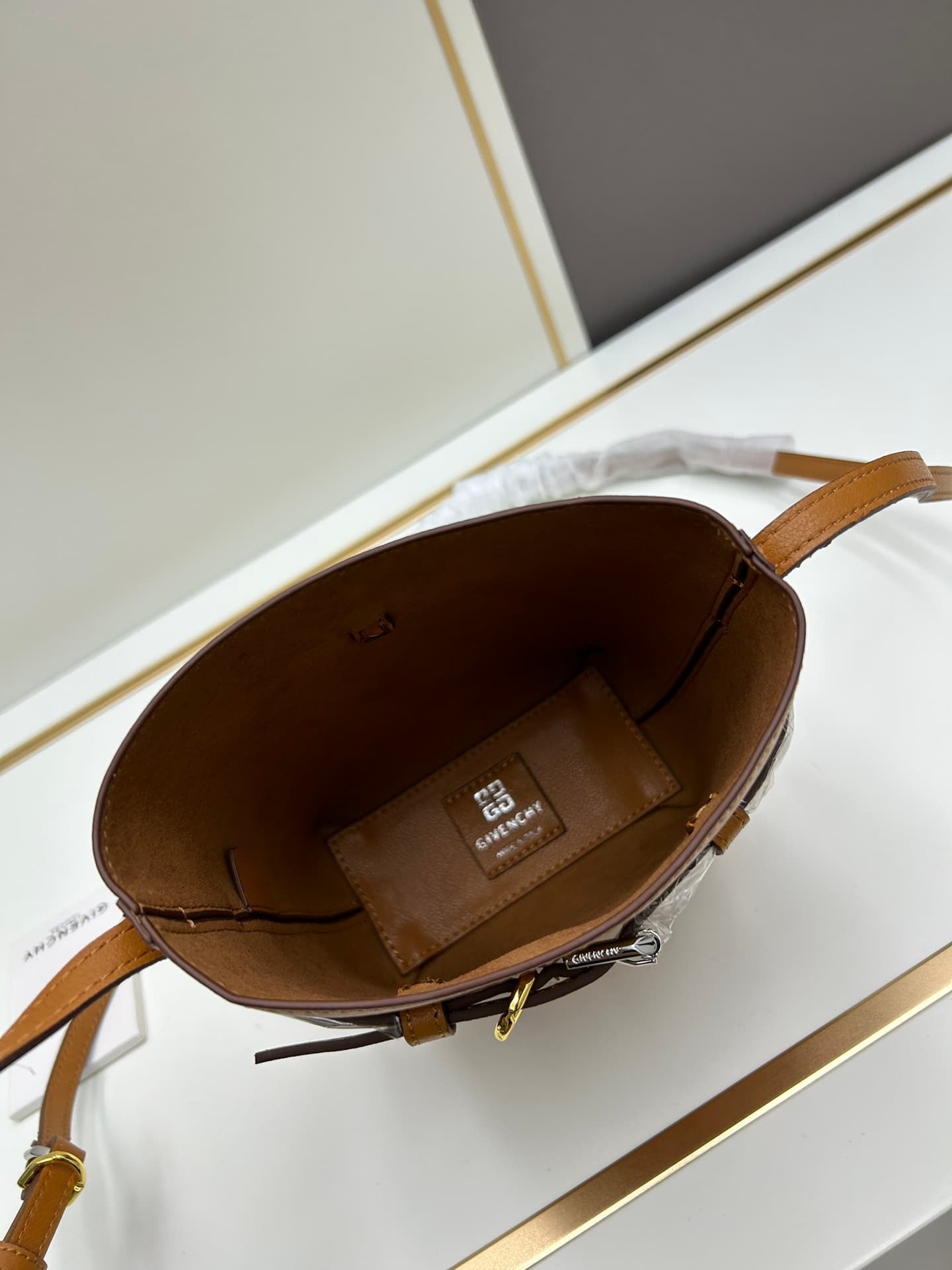 C3176 Jilbab 2024 New Model Phone Bag, Fufu Bag – Lightly tanned cowhide phone bag — image 7