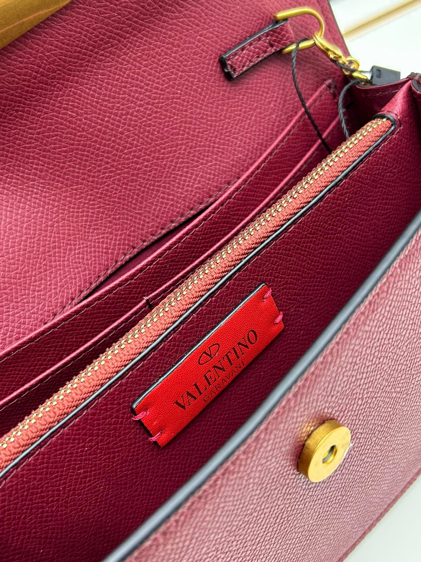 C8302 🆕 New mini handbag — image 8