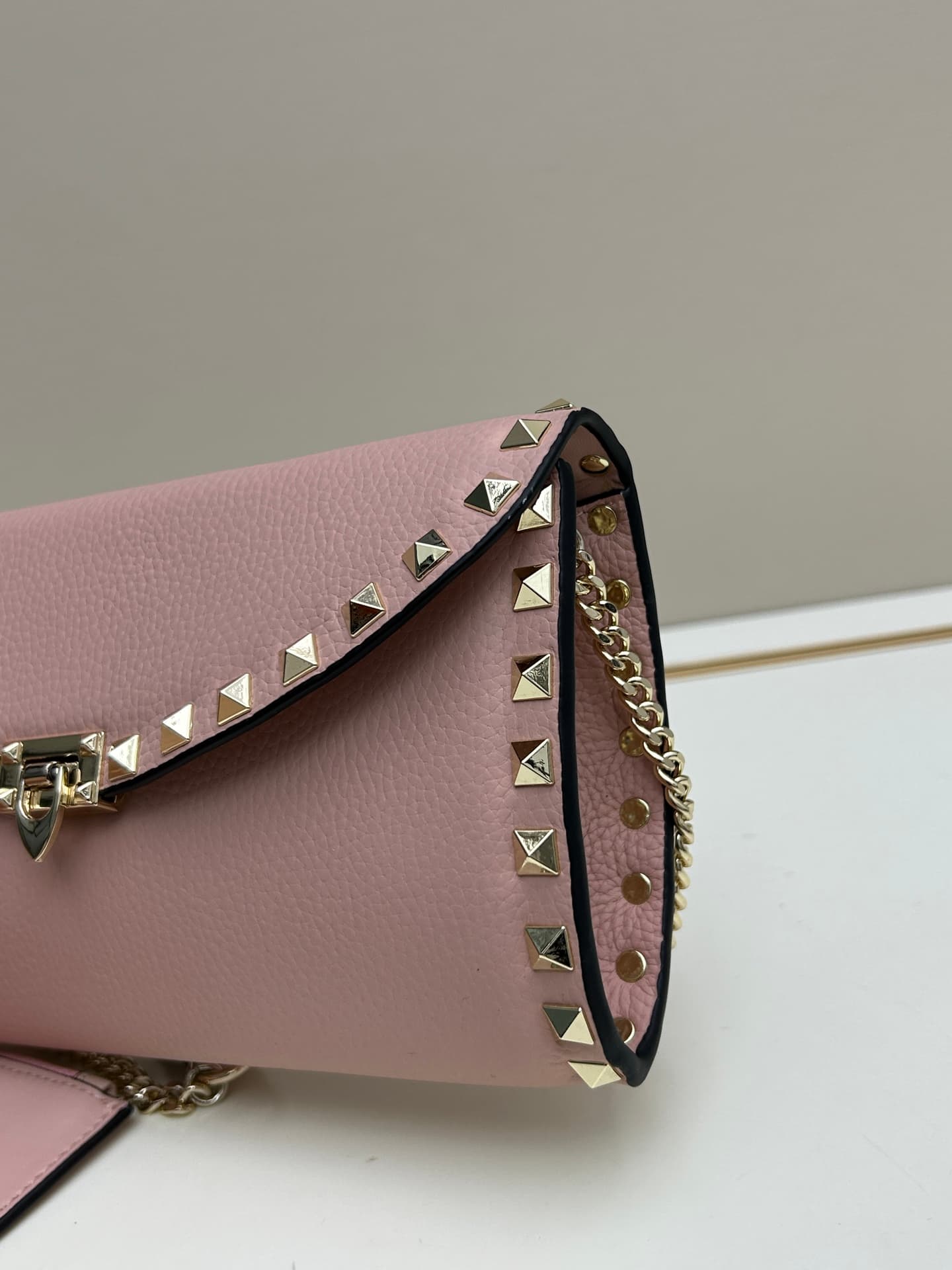 C8299 Garavani Rockstud Mini leather crossbody bag, featuring the iconic hook closure design — image 4