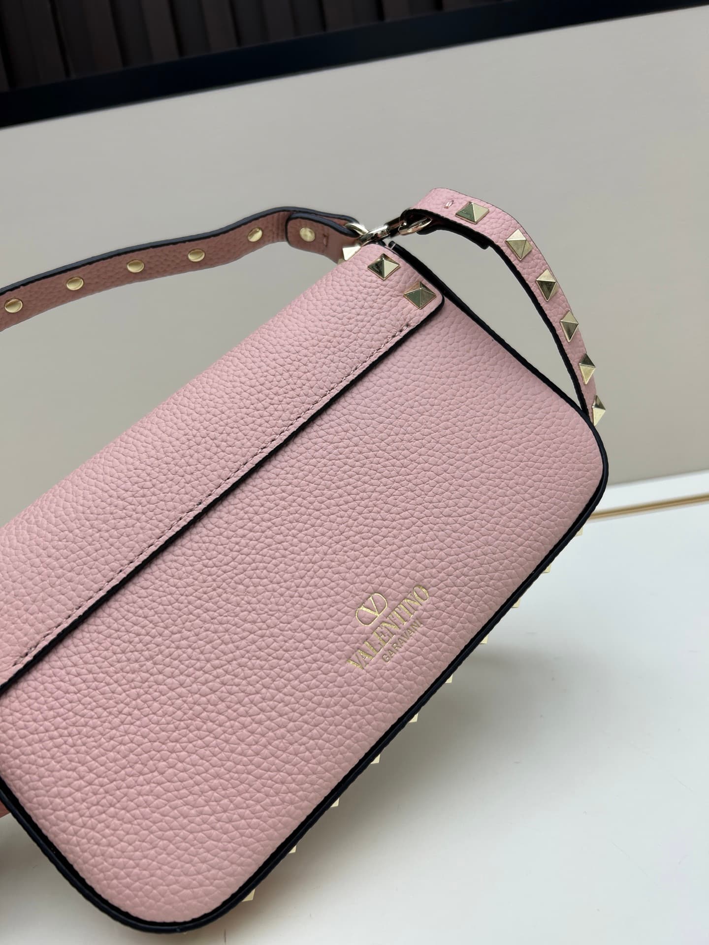 C8287 New model • Detachable shoulder strap — image 4