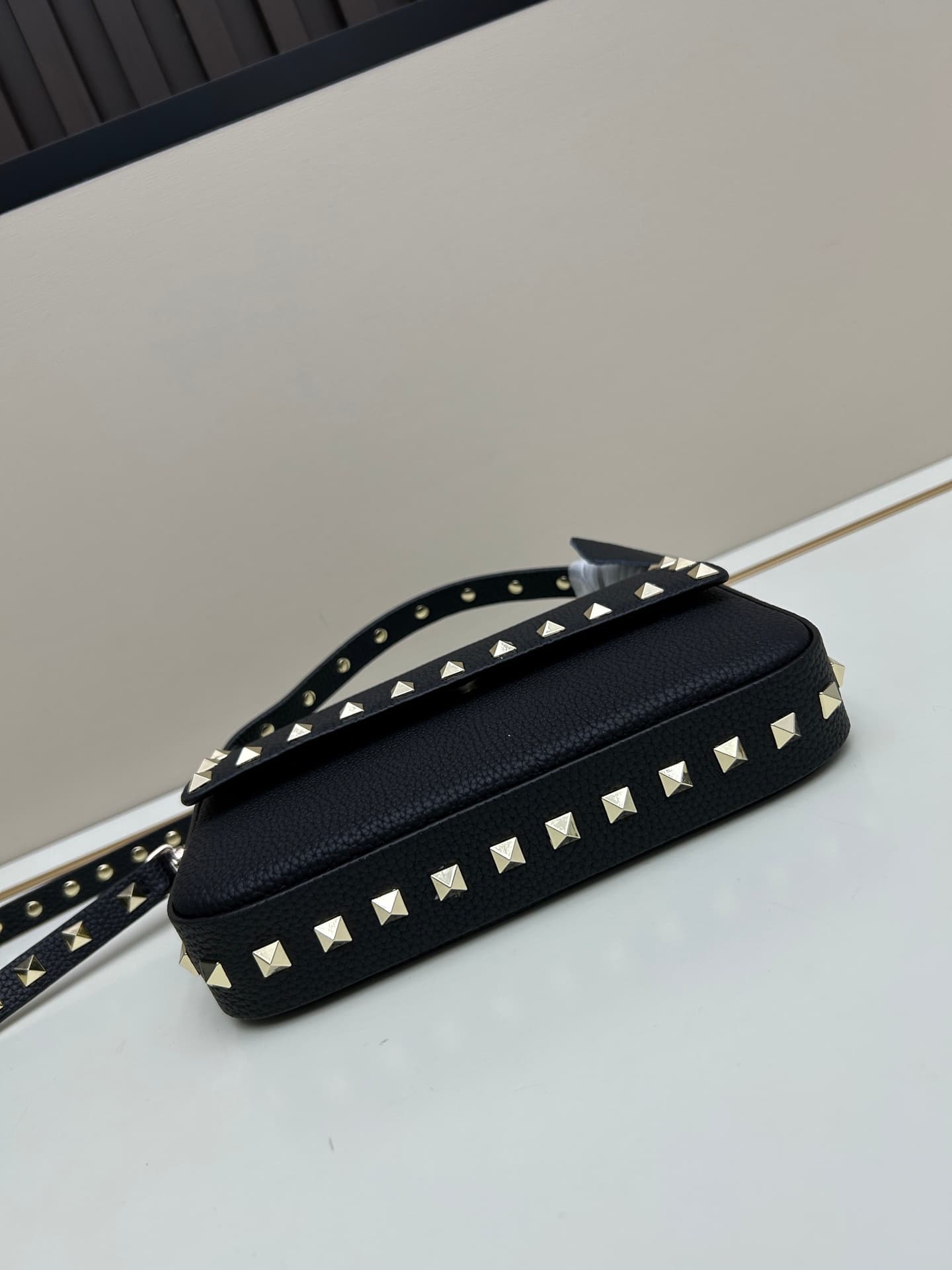 C8285 New model • Detachable shoulder strap — image 6