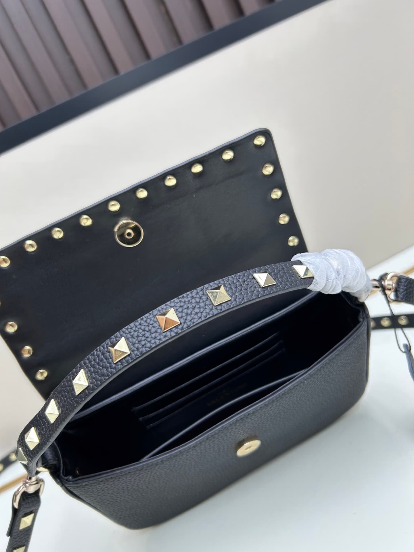 C8285 New model • Detachable shoulder strap — image 7