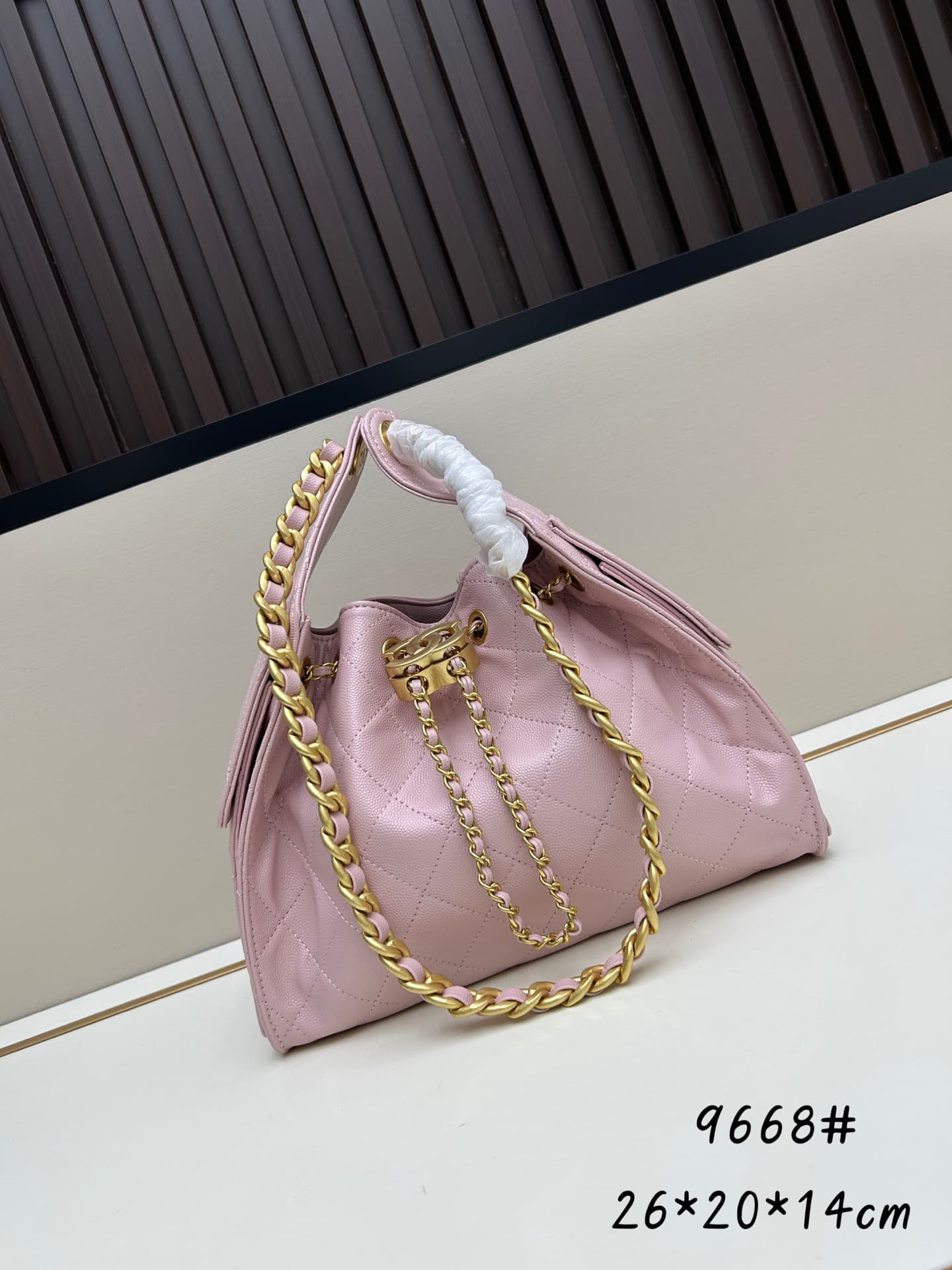 C827 New model 💰 Chanel 25 handbag |||| The new “Chanel 25bag” bag is another “It Bag” after Chanel 22bag! It features a classic and practical design, incorporating the three iconic elements of the brand: chevron-stitched patterns, leather straps, and dou — image 6