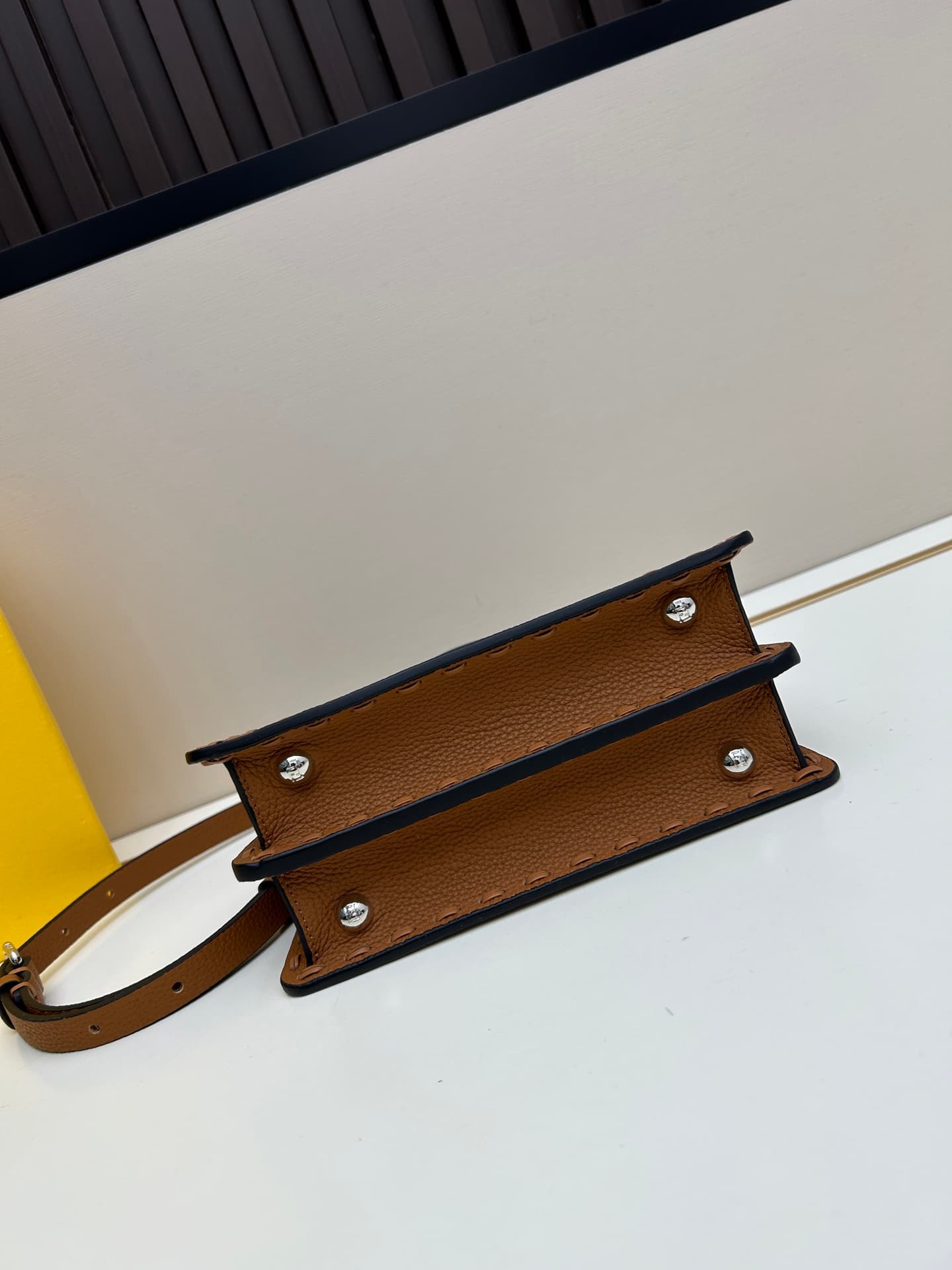 C2980 Box with 400, Fendi Peekaboo kitten bag — image 6