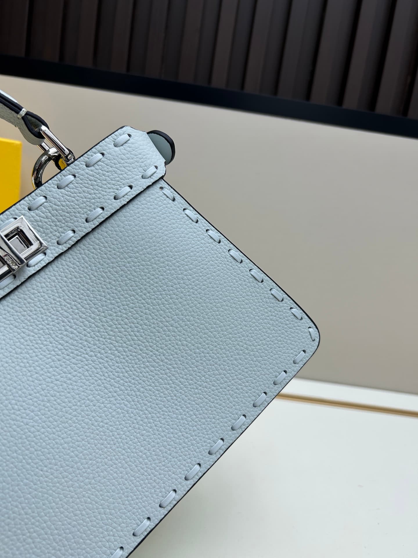 C2979 Box with 400, Fendi Peekaboo kitten bag — image 5