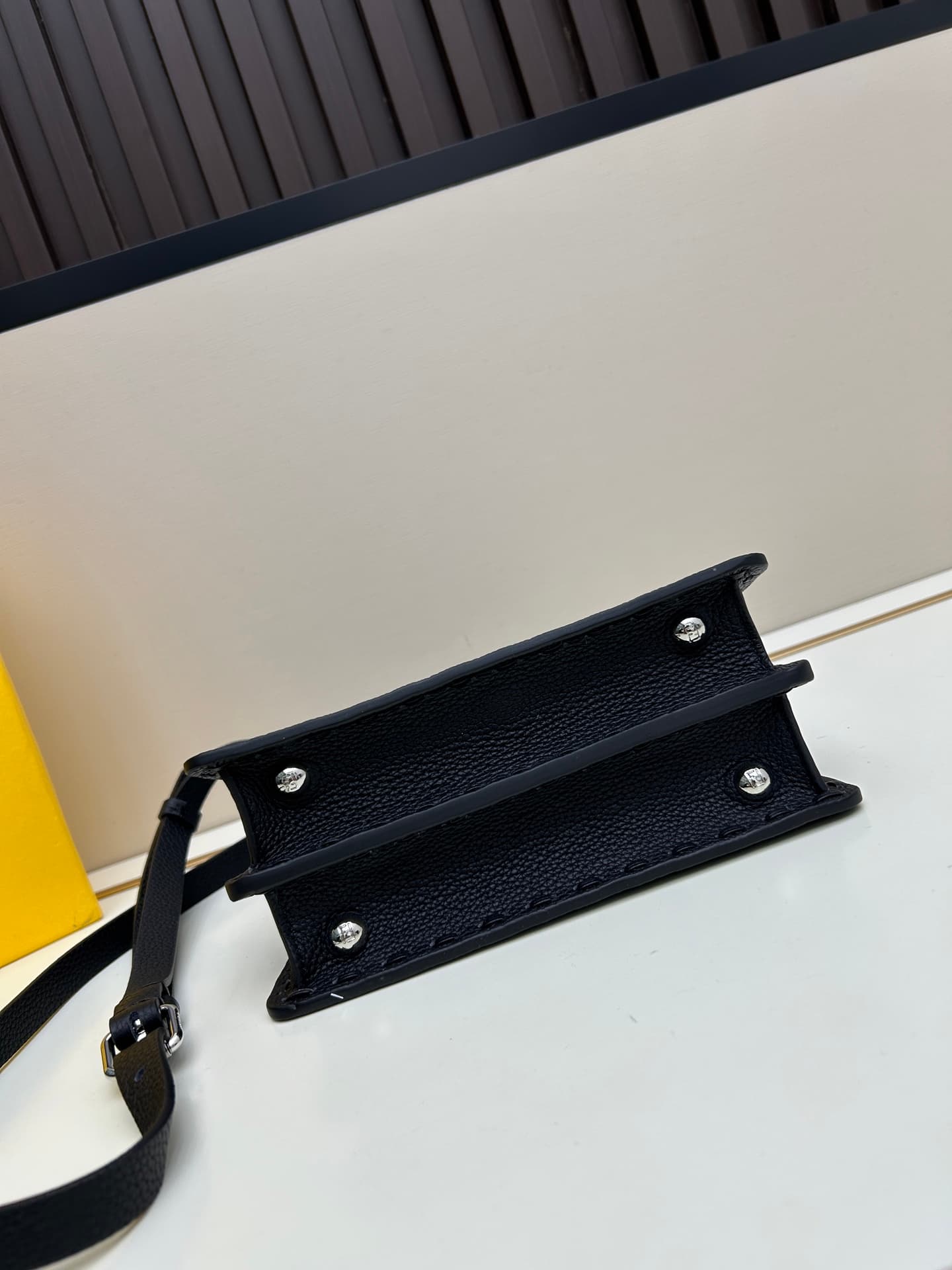 C2973 Box with 400, Fendi Peekaboo kitten bag — image 5